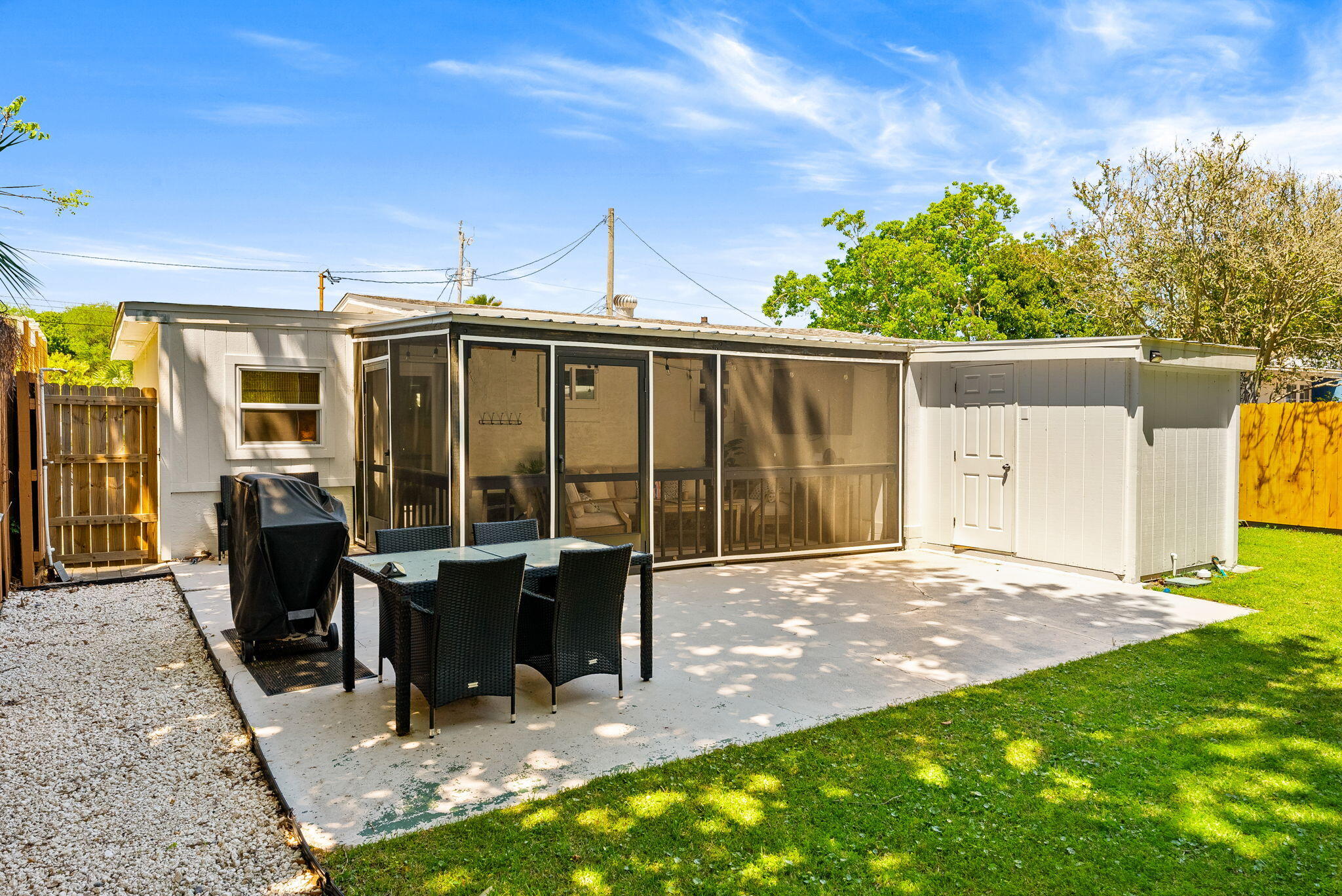 RIVIERA BEACH - Residential