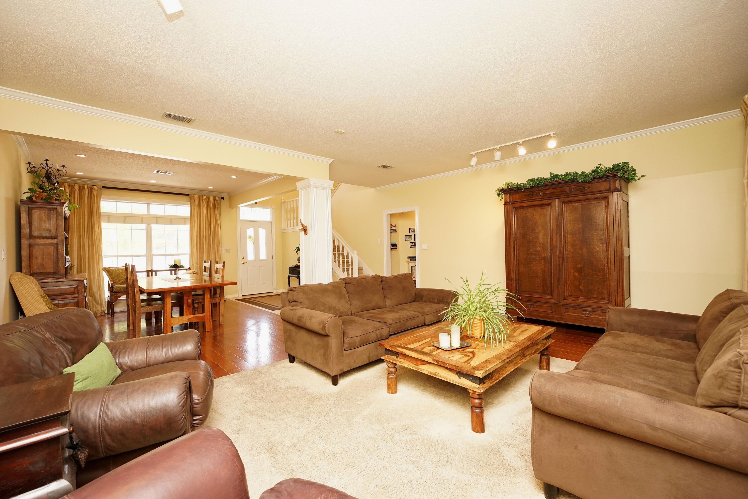 ROCKY BAYOU COUNTRY CLUB ESTATES 10 - Residential