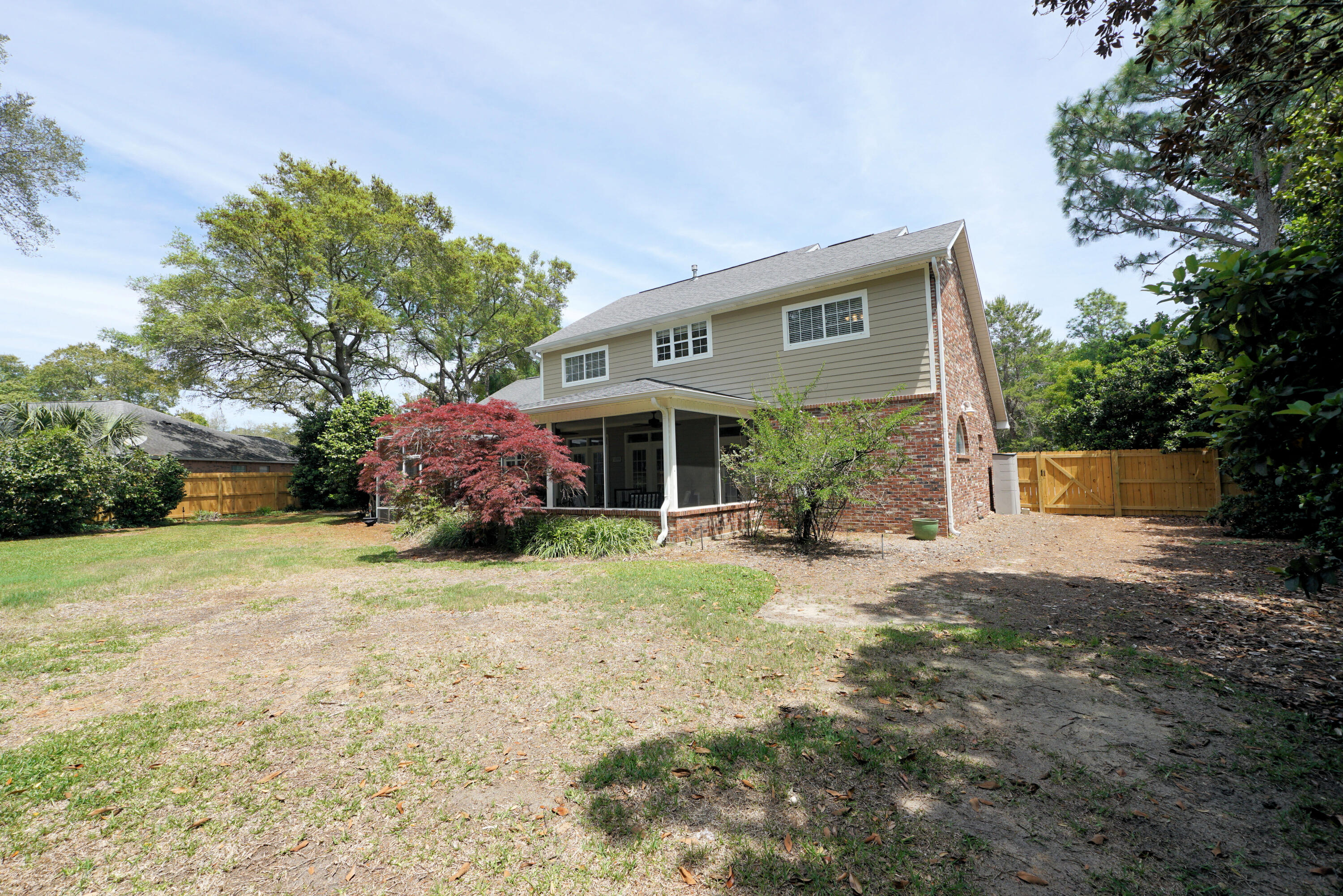 ROCKY BAYOU COUNTRY CLUB ESTATES 10 - Residential