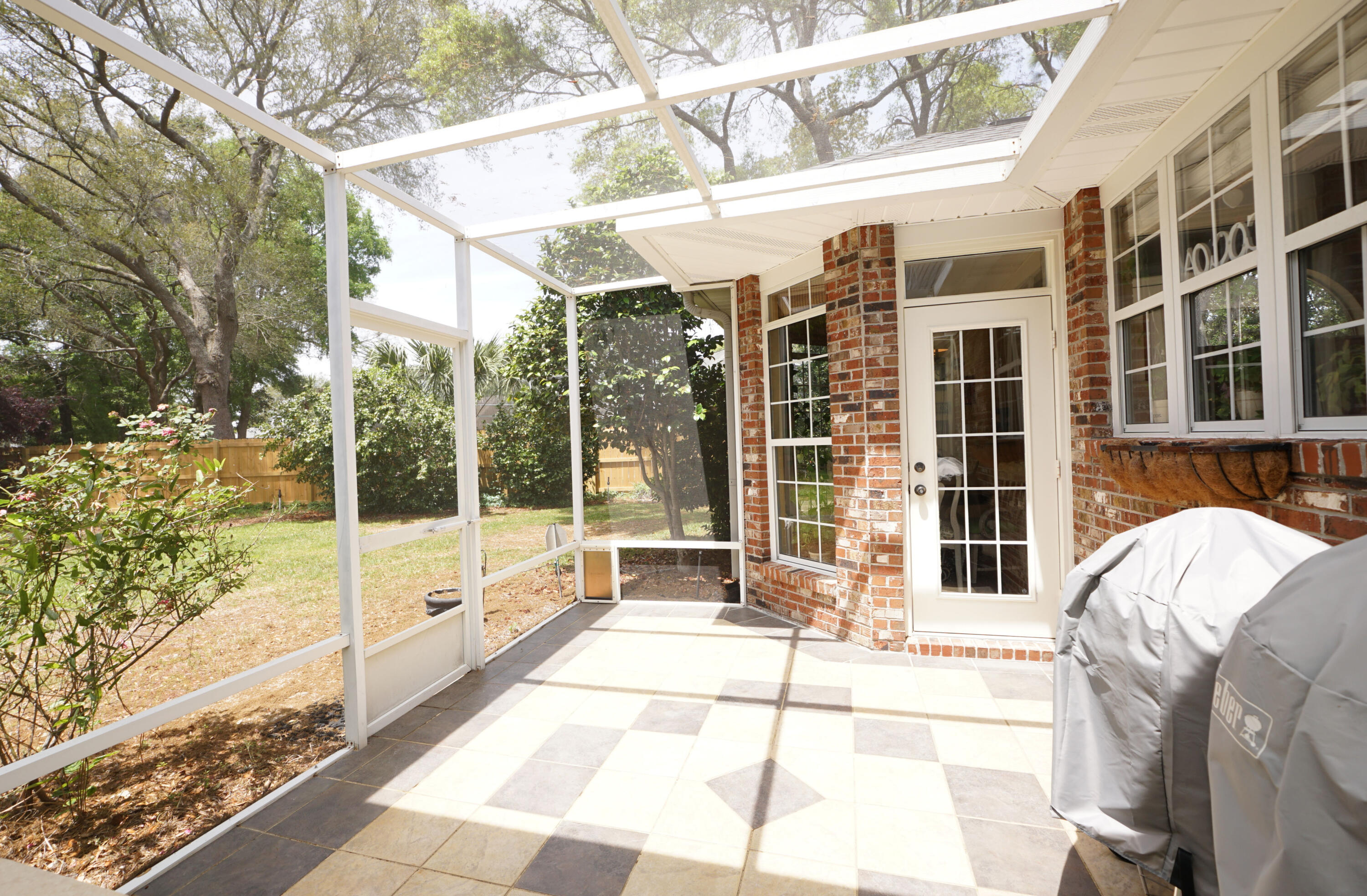 ROCKY BAYOU COUNTRY CLUB ESTATES 10 - Residential