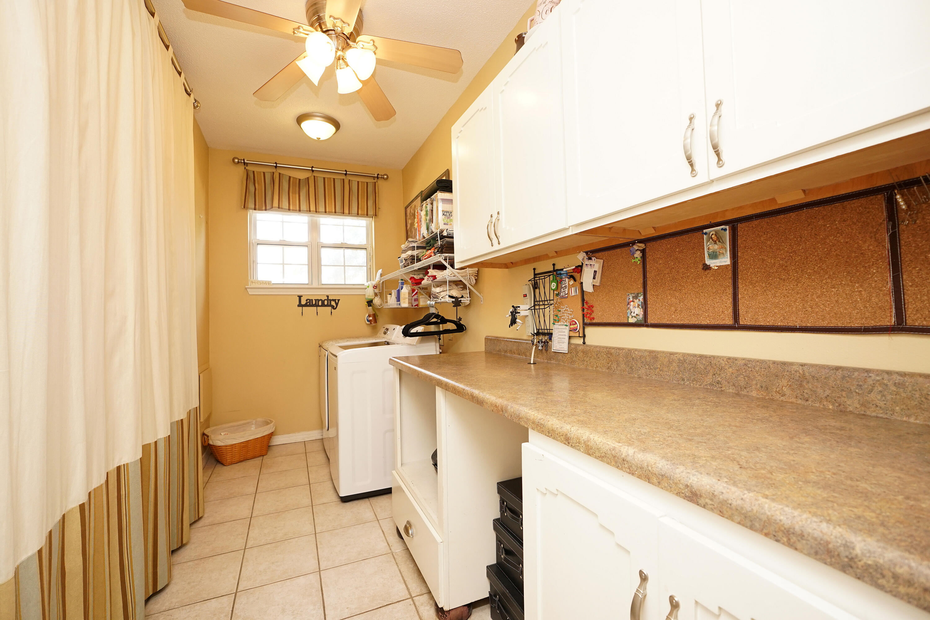 ROCKY BAYOU COUNTRY CLUB ESTATES 10 - Residential