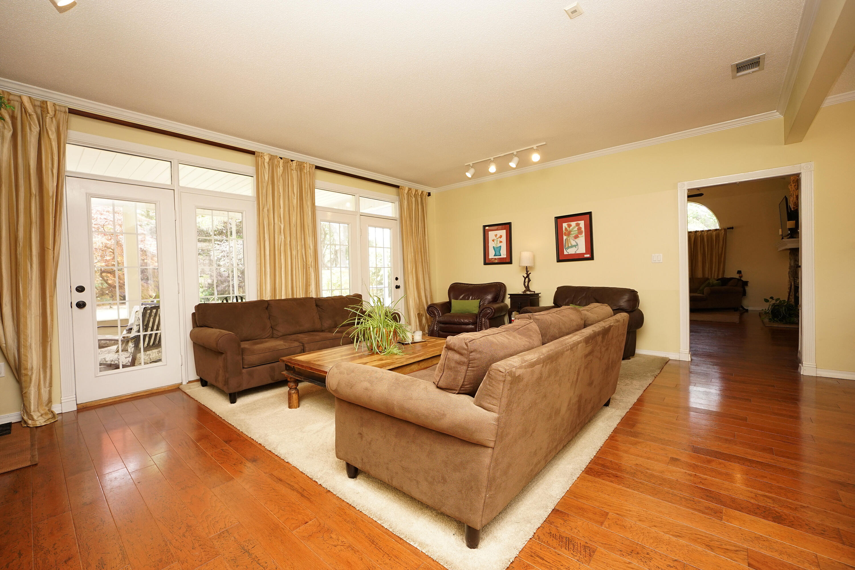 ROCKY BAYOU COUNTRY CLUB ESTATES 10 - Residential