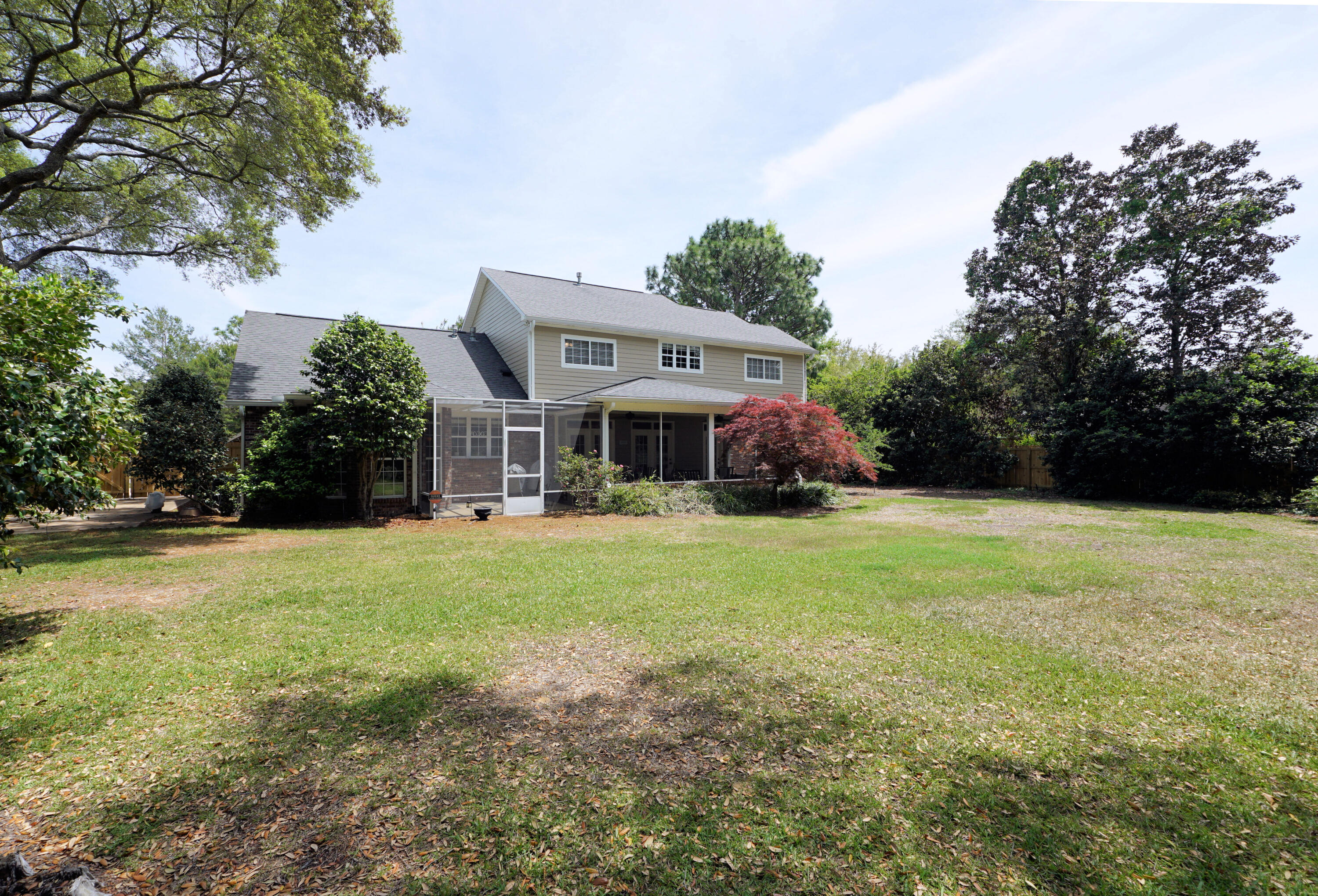 ROCKY BAYOU COUNTRY CLUB ESTATES 10 - Residential