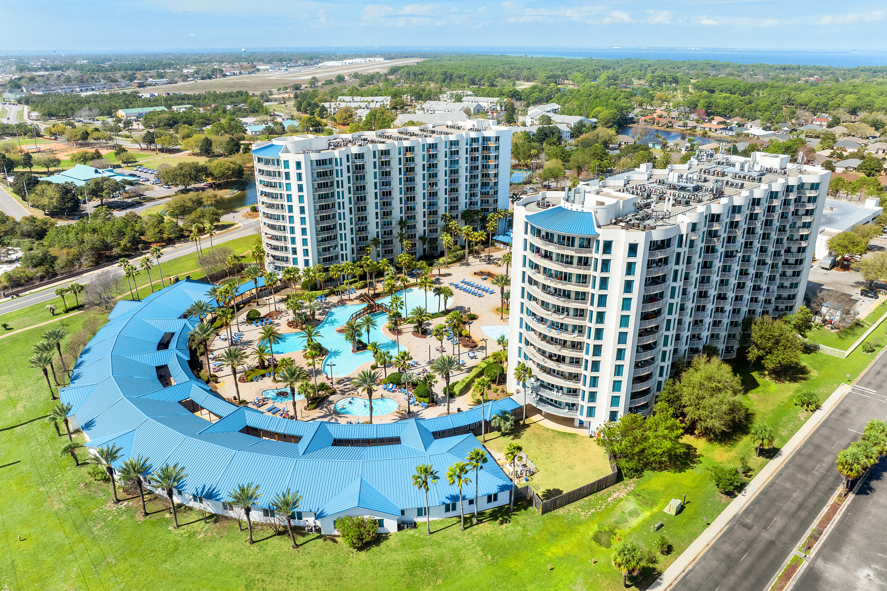 THE PALMS OF DESTIN - Residential