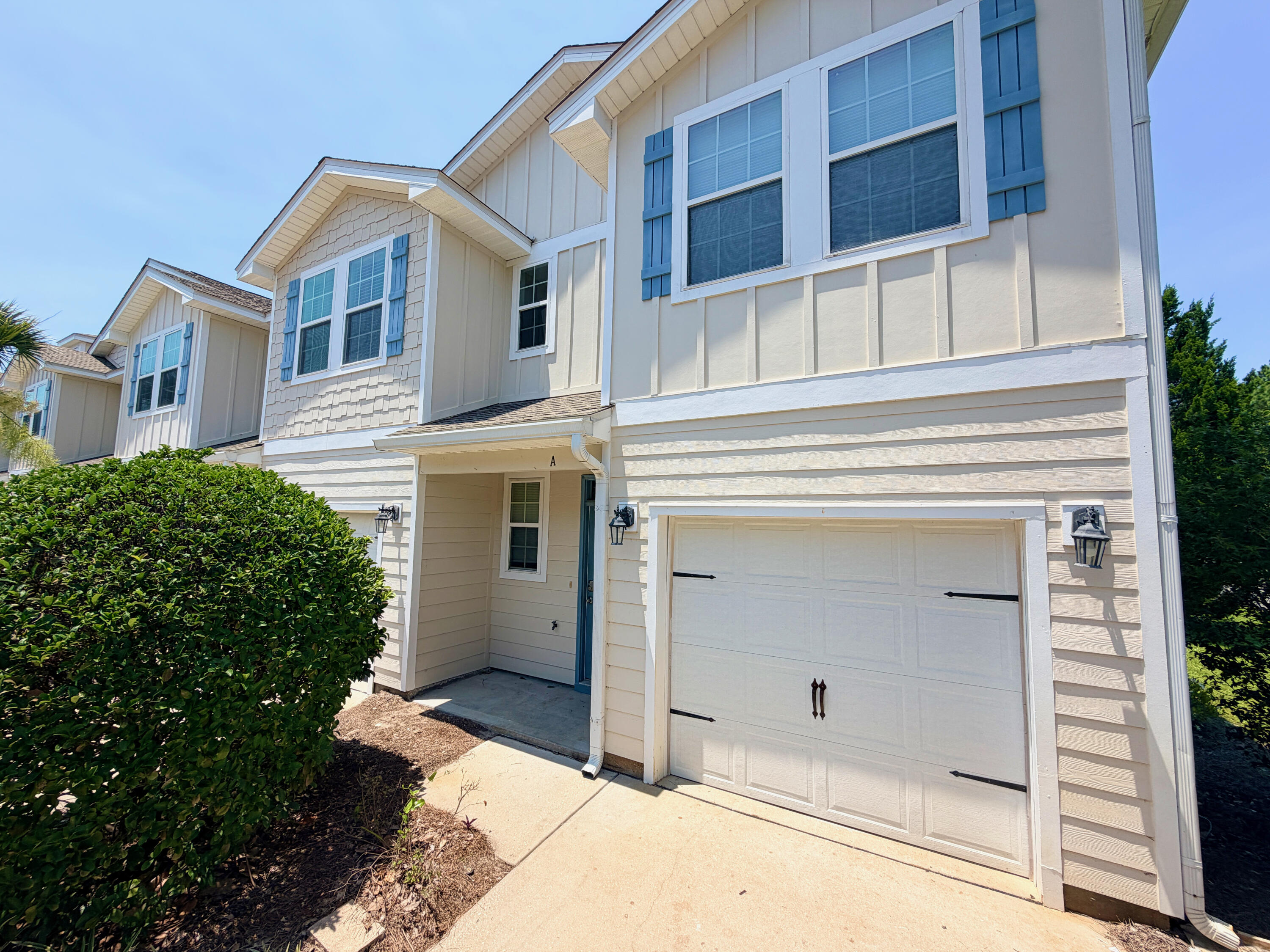 16 W Shady Oaks Lane UNIT A