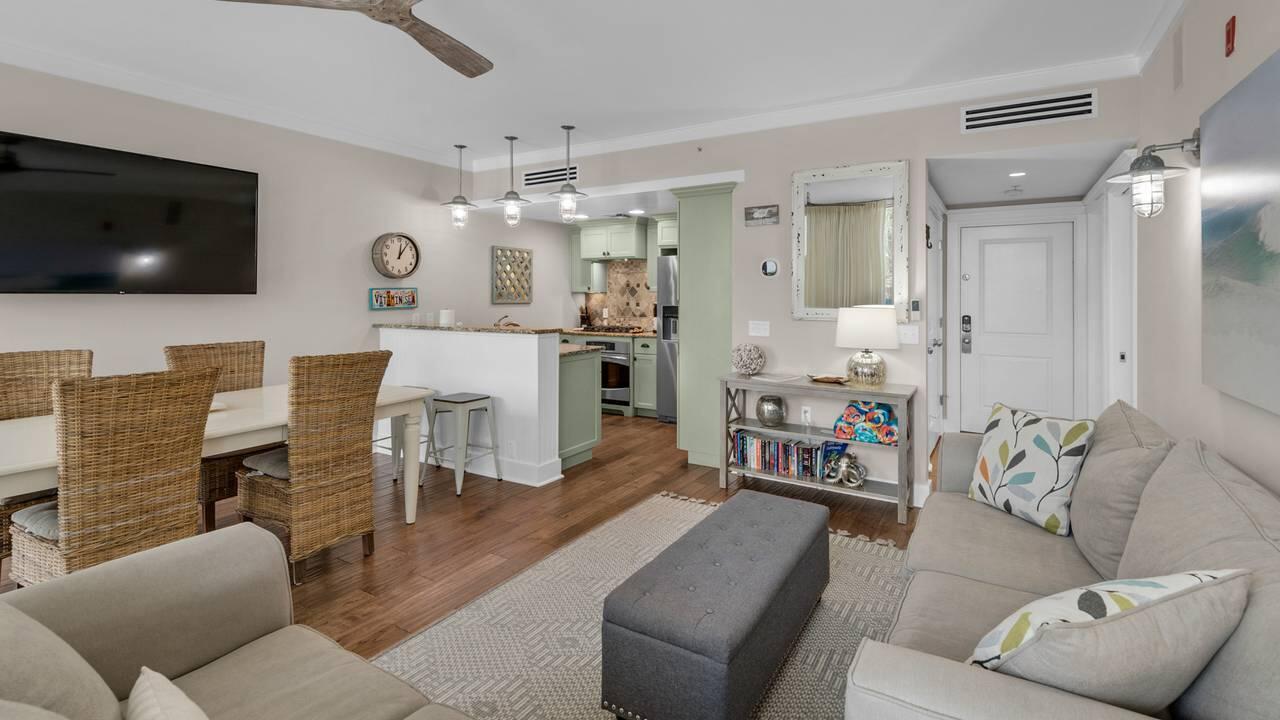 Gulf Place Six Palms - Residential