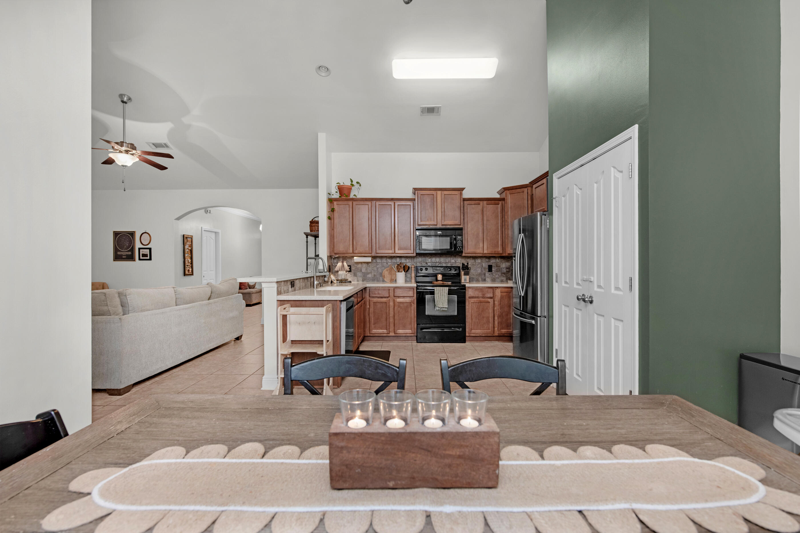 ROLLING RIDGE S/D - Residential