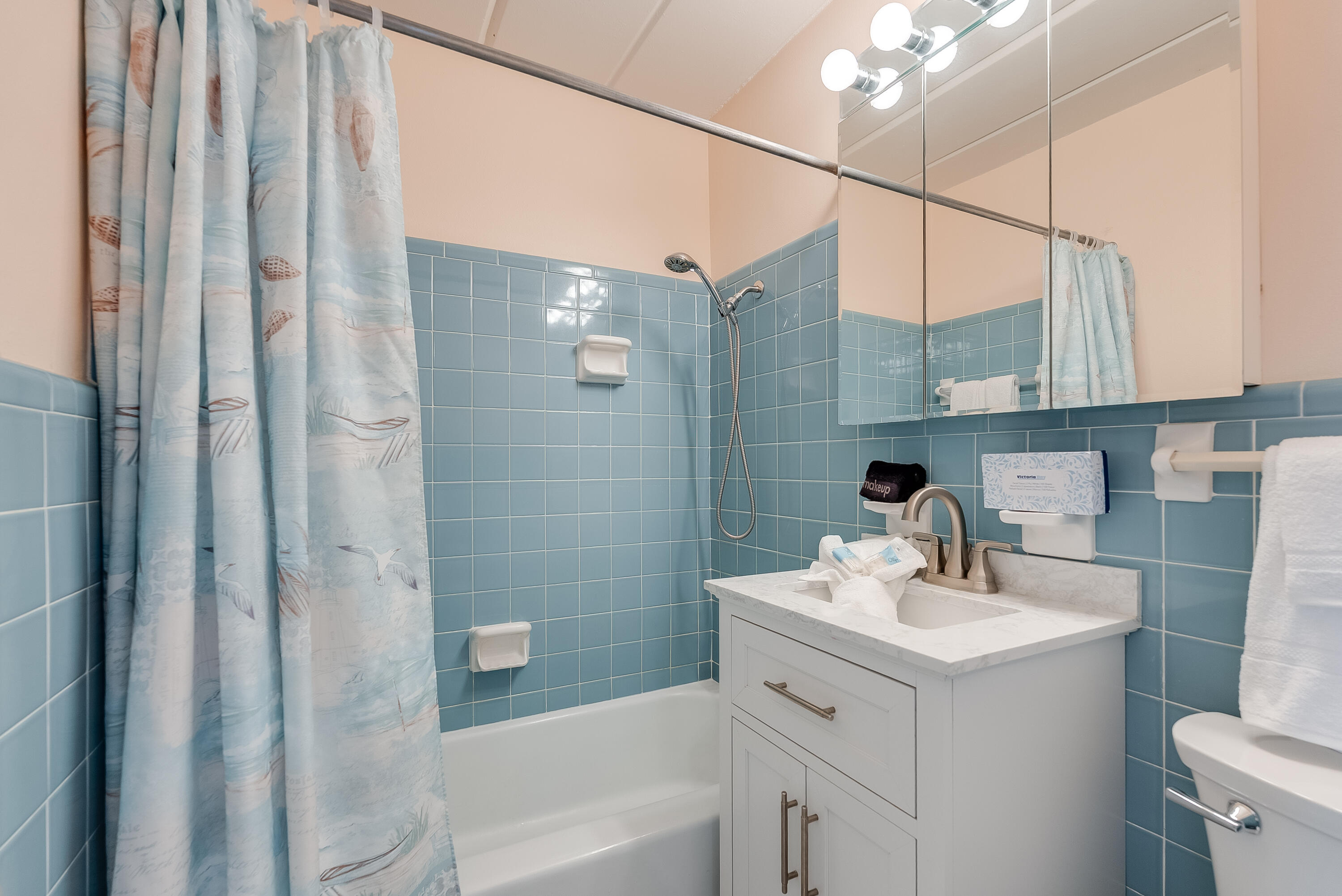 SEASPRAY CONDO - Residential