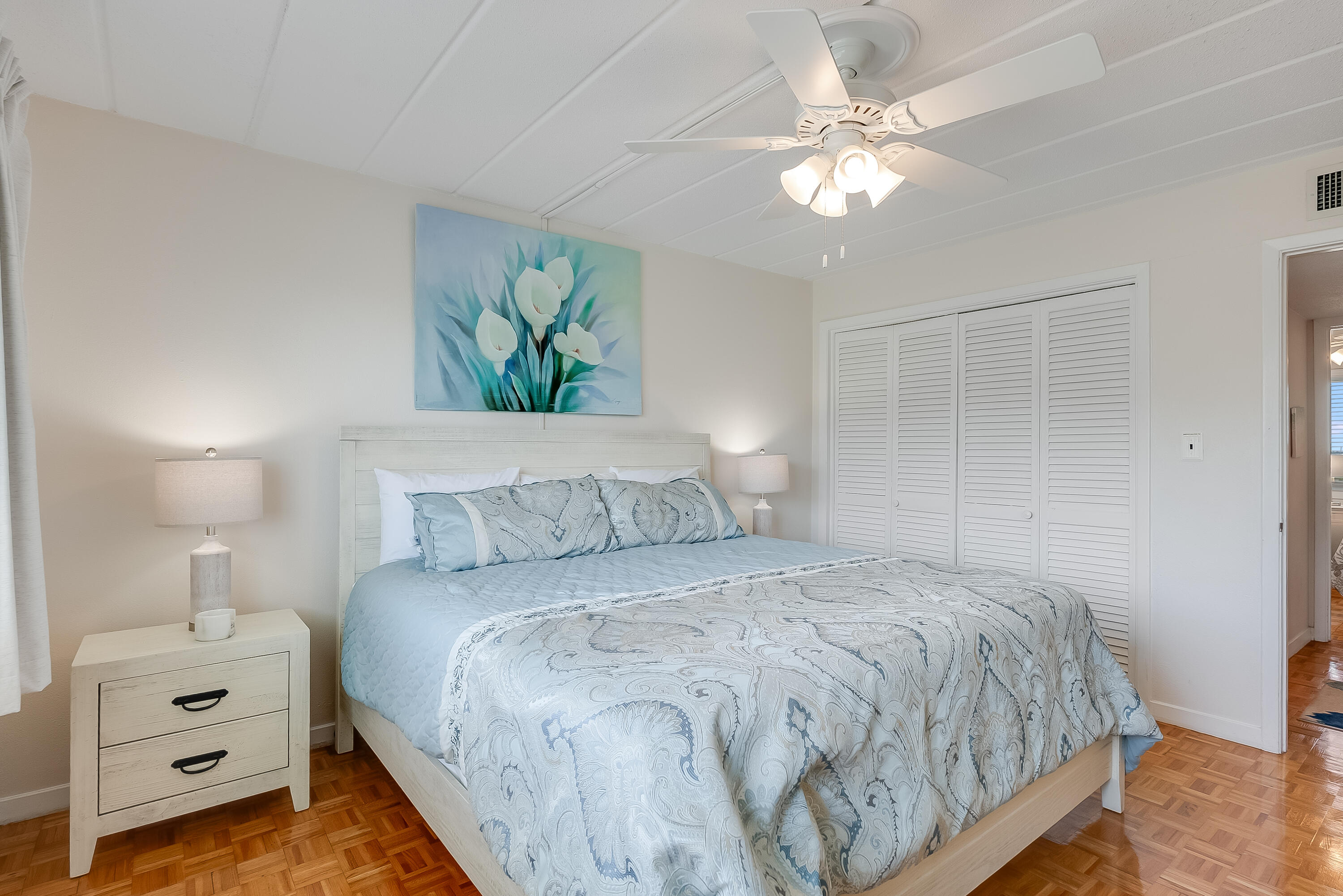 SEASPRAY CONDO - Residential