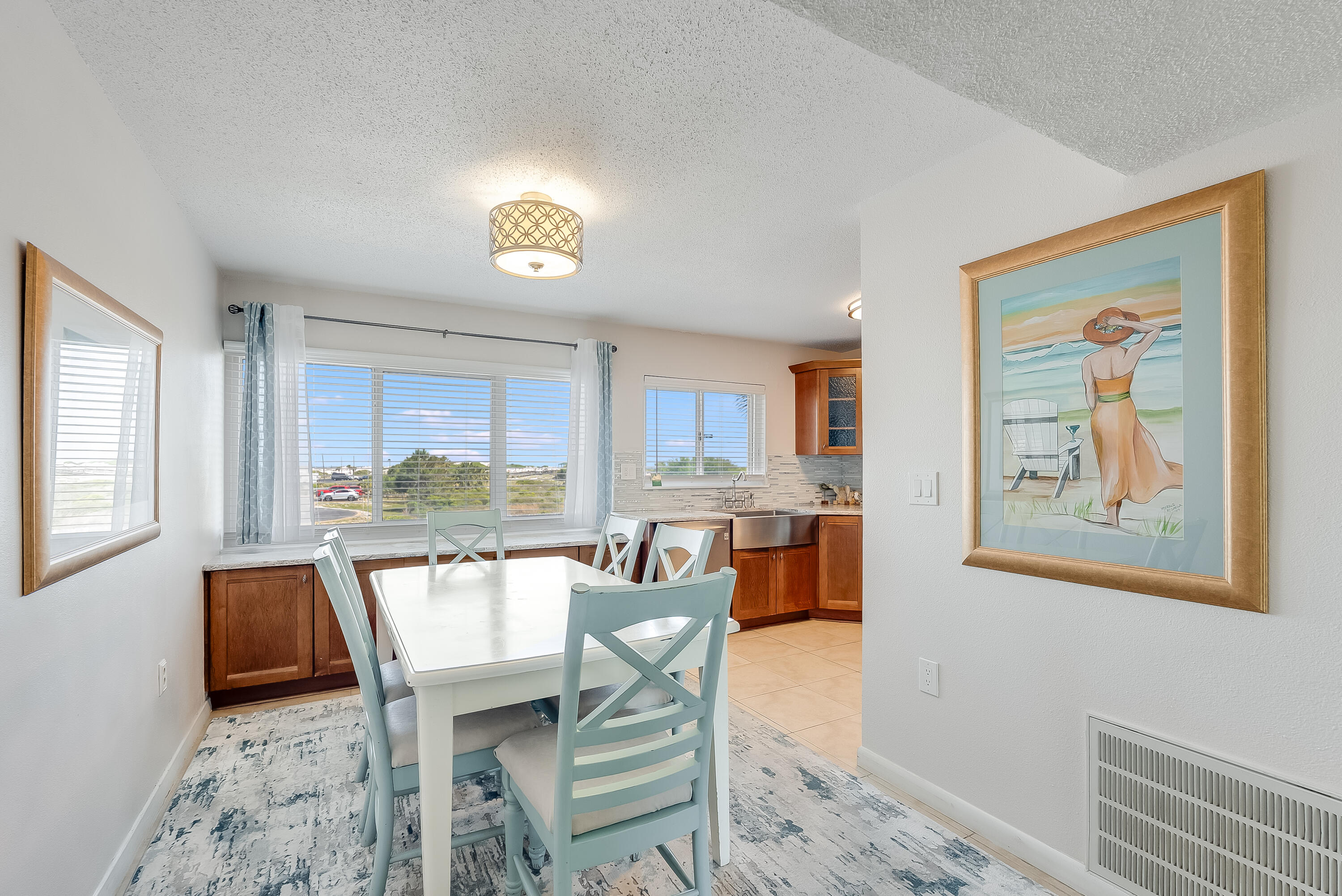 SEASPRAY CONDO - Residential