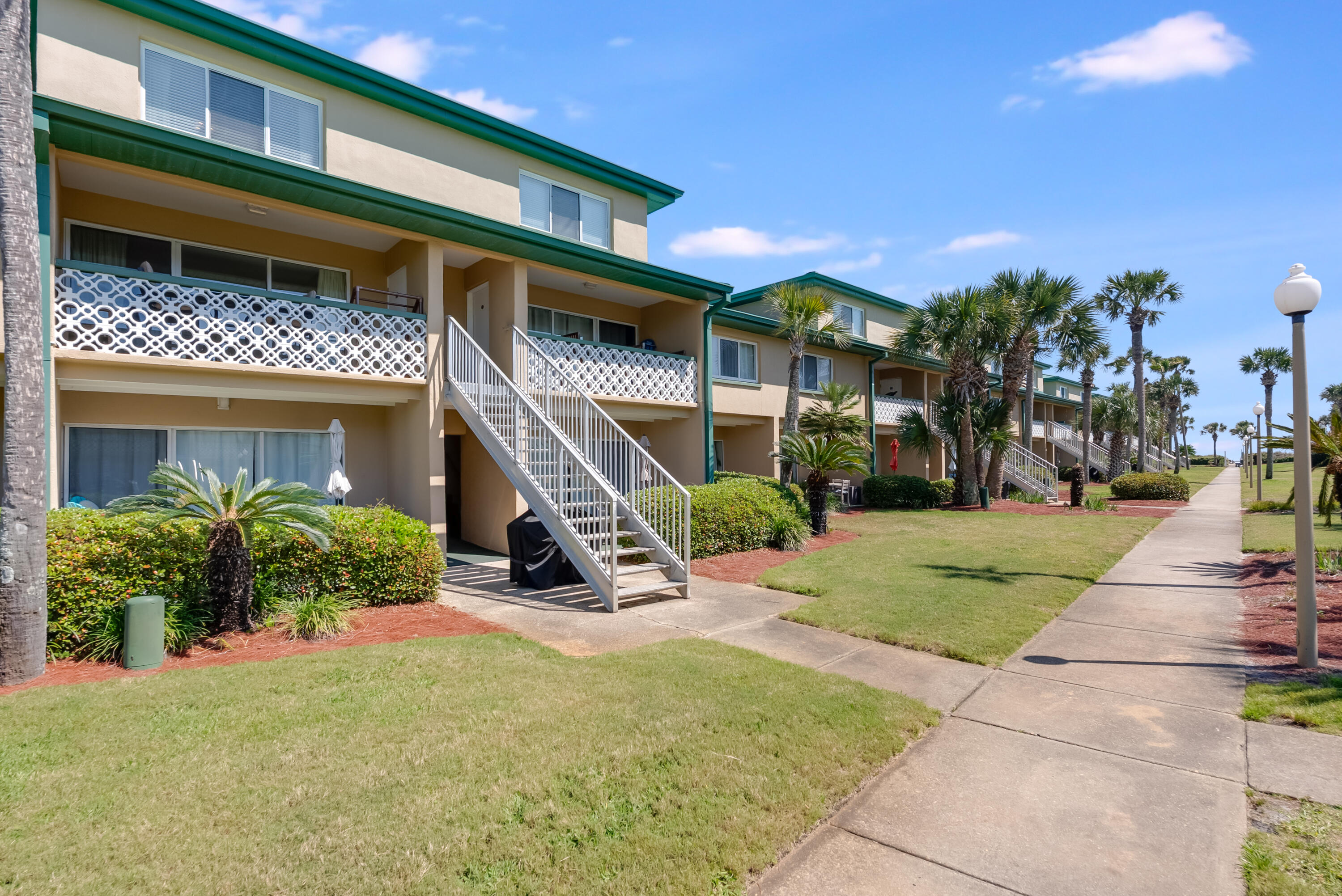 SEASPRAY CONDO - Residential