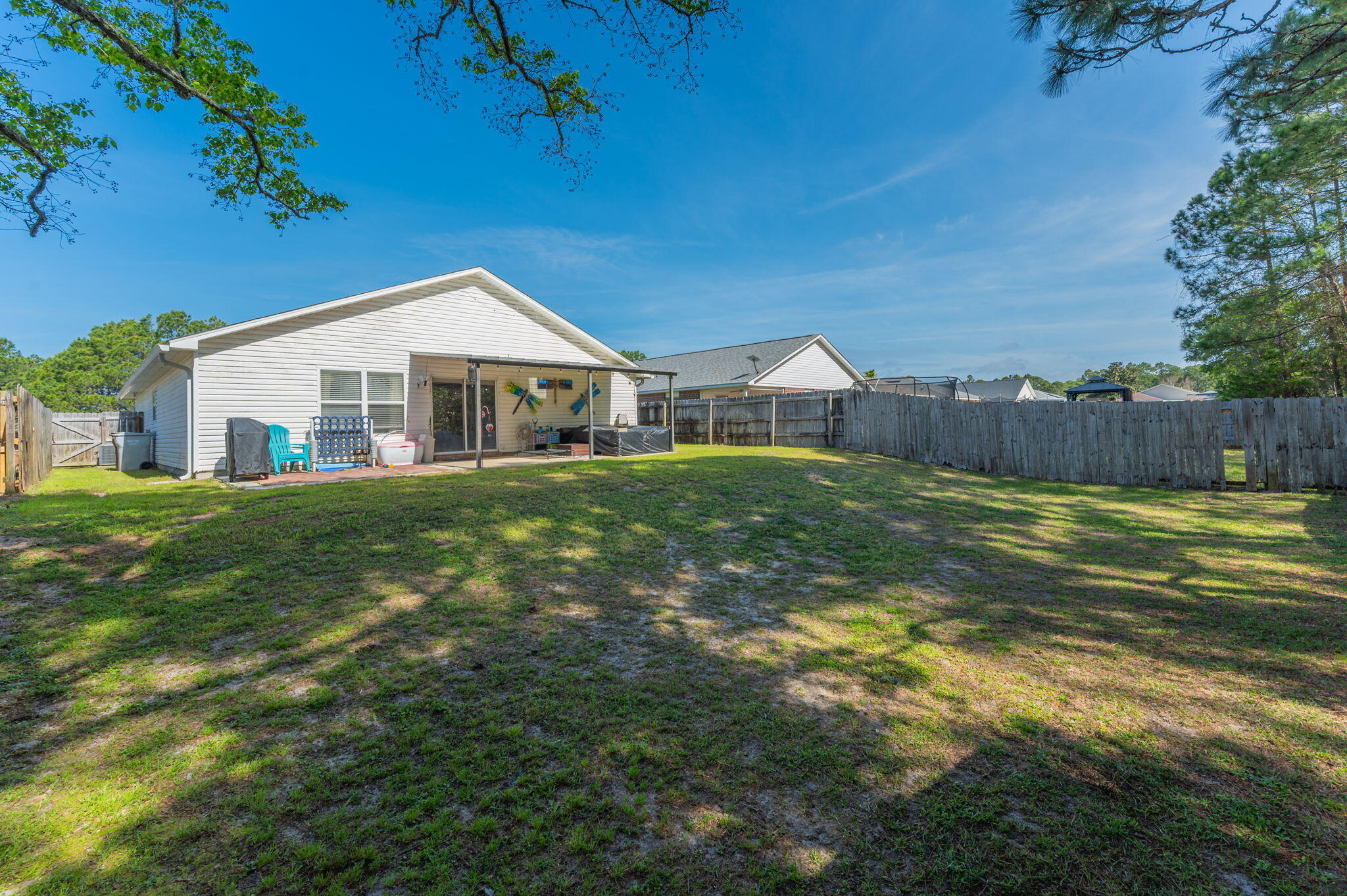 HIDDEN SHORES - Residential