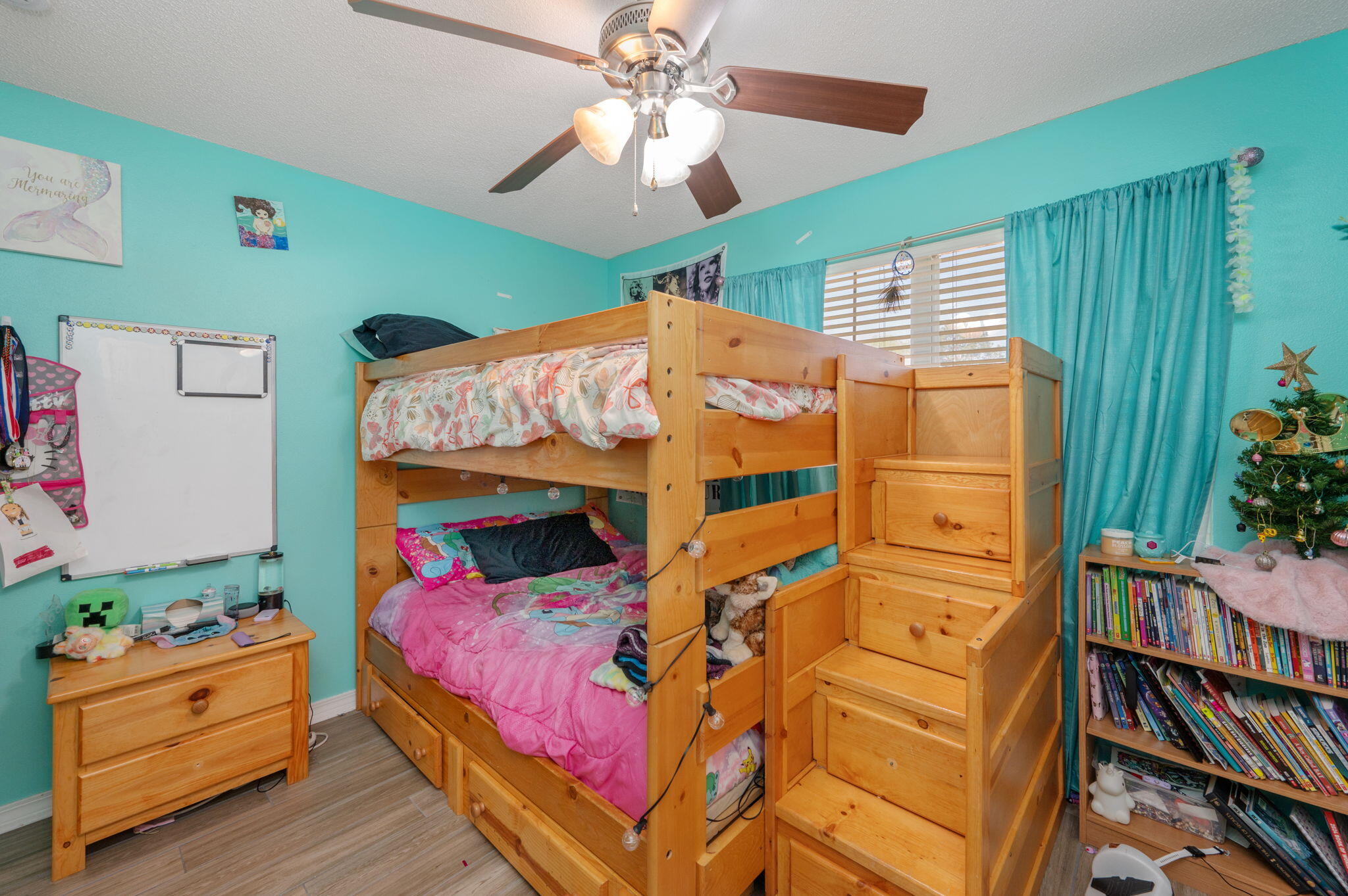 HIDDEN SHORES - Residential