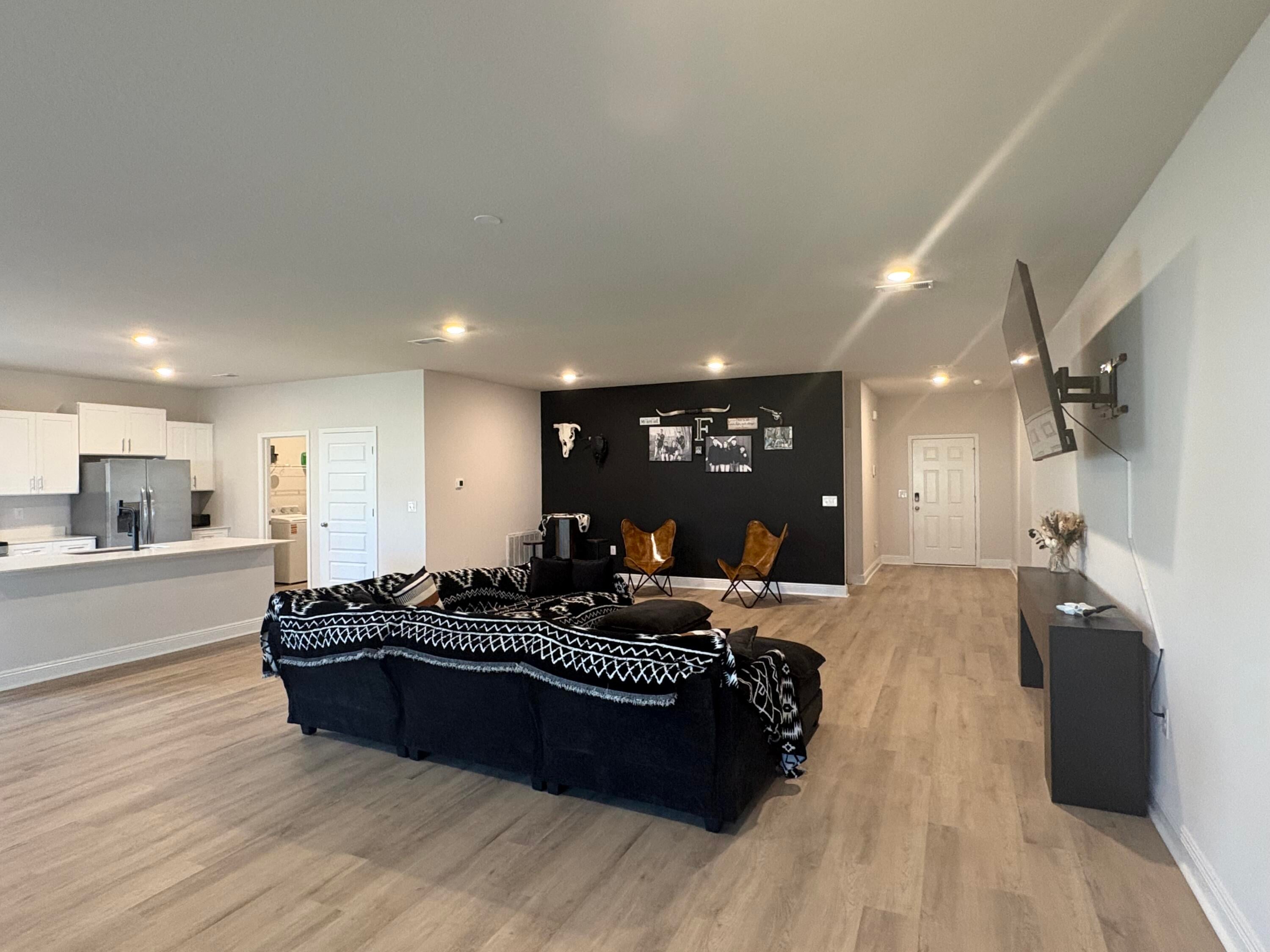 5614 Thatcher Road