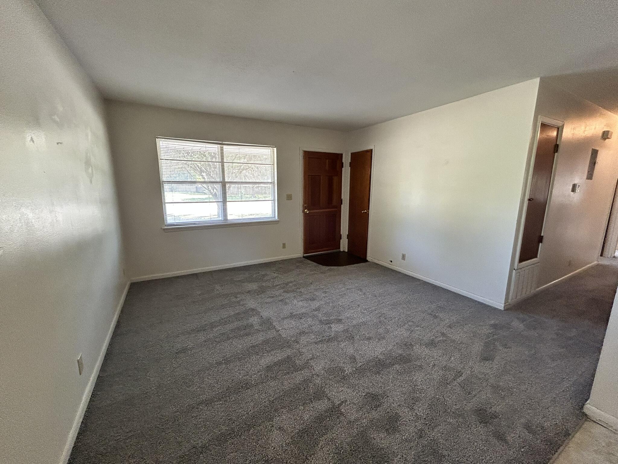 ADAMS POWELL - Residential Lease