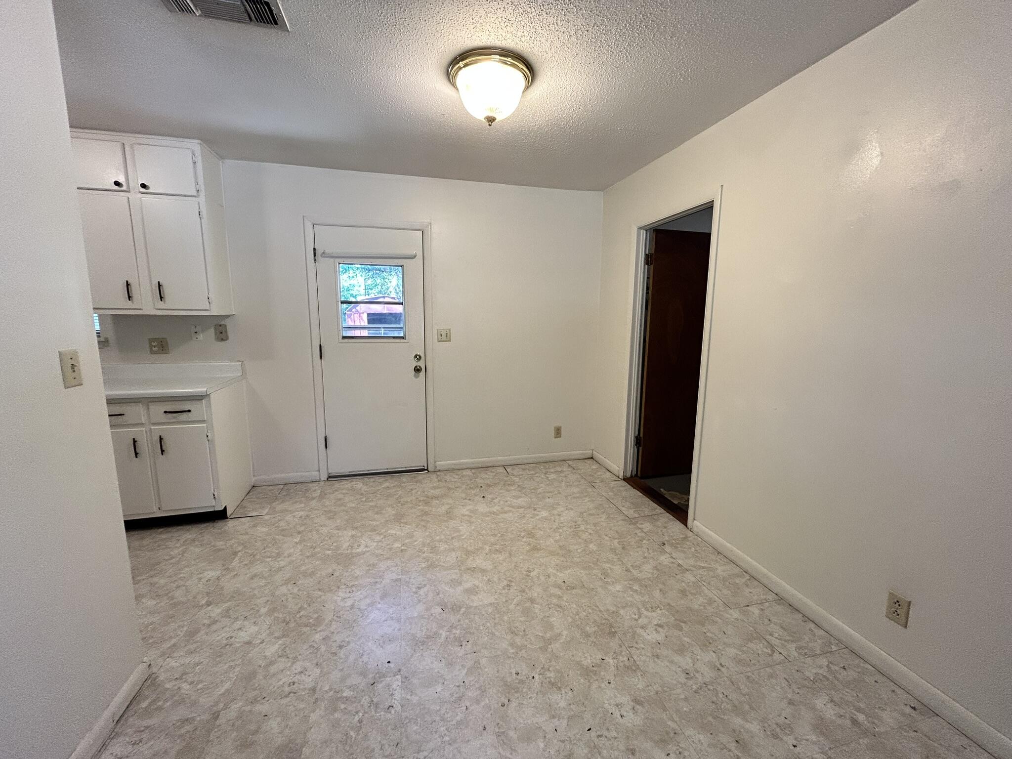 ADAMS POWELL - Residential Lease