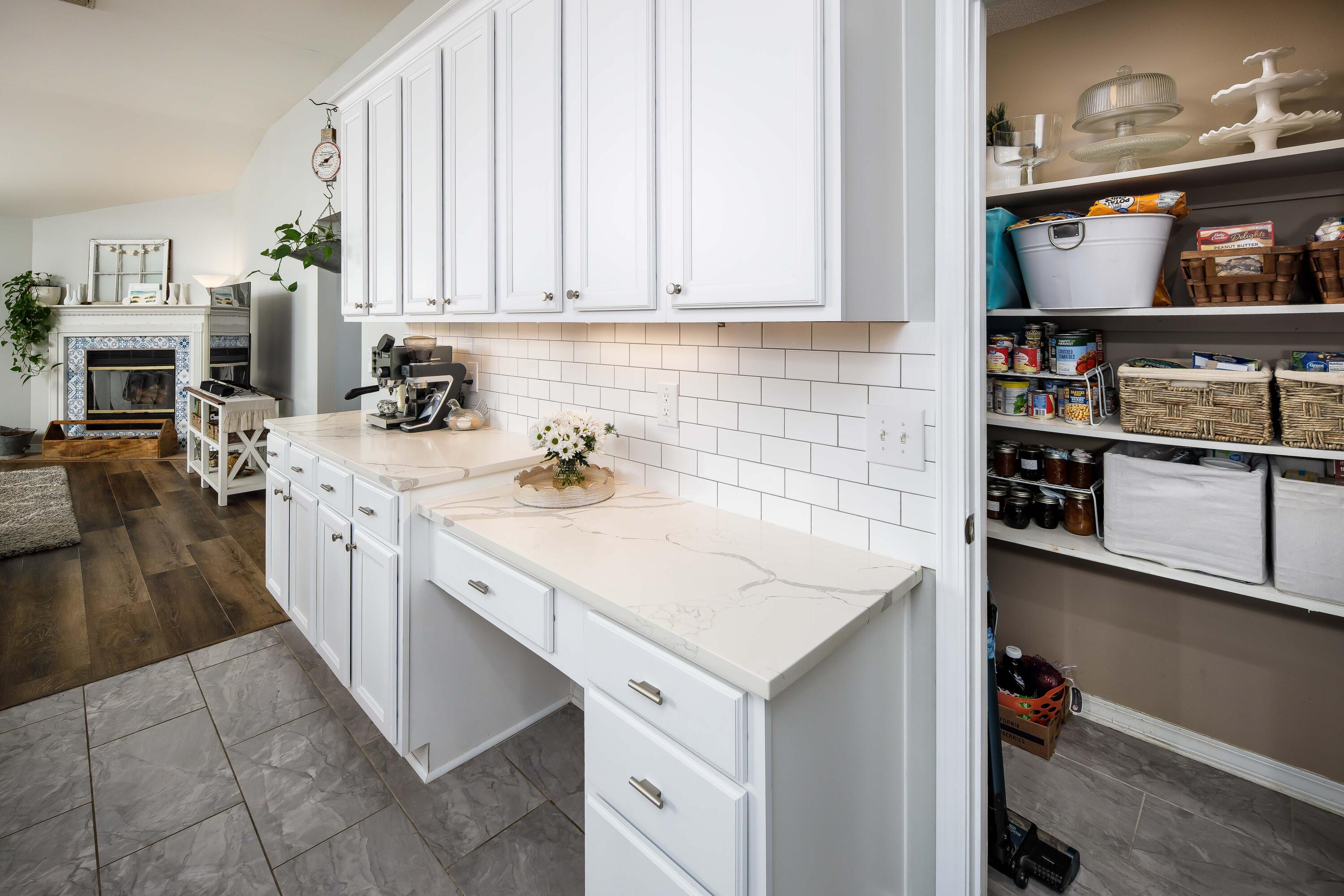 HOLLEY BY THE SEA - Residential