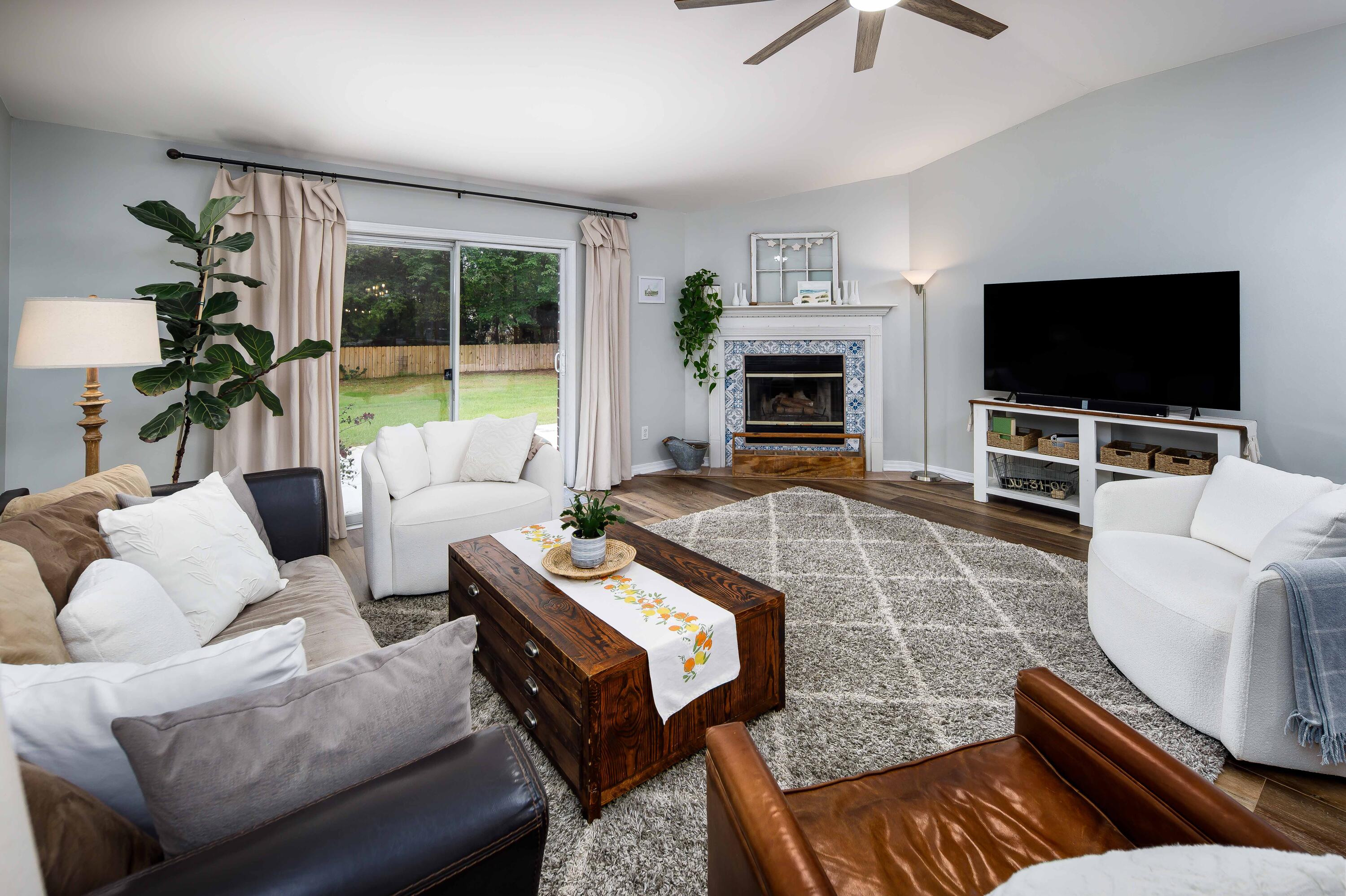 HOLLEY BY THE SEA - Residential