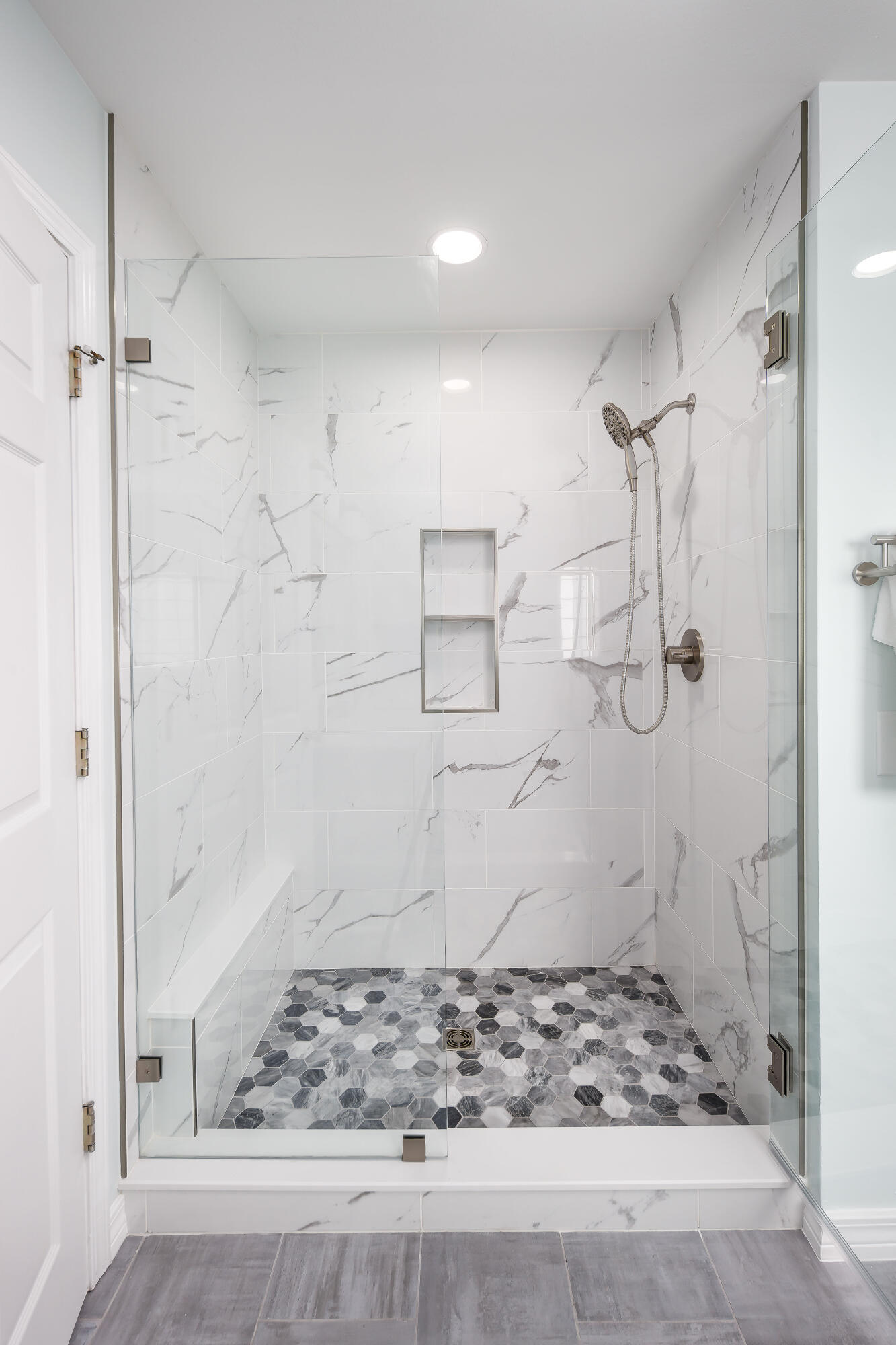 HOLLEY BY THE SEA - Residential