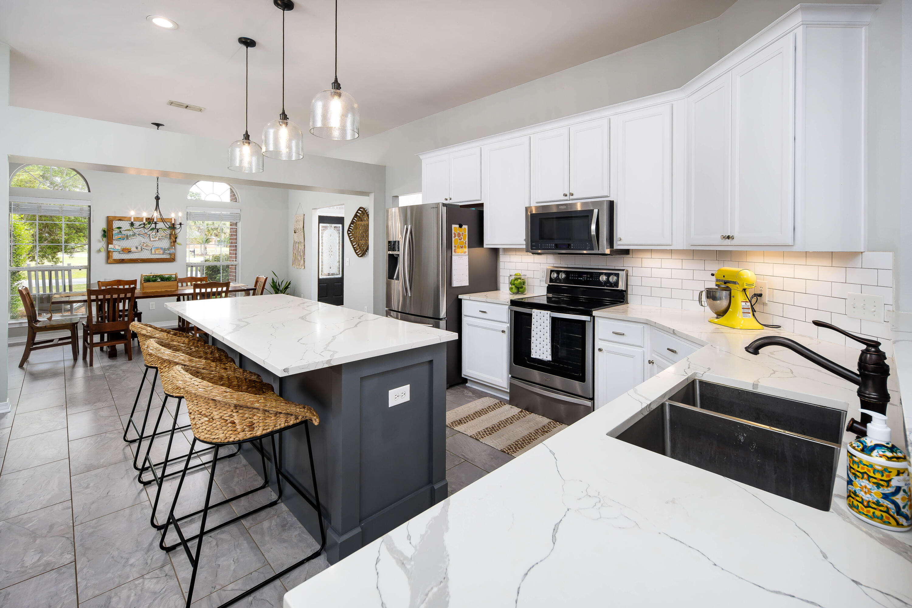 HOLLEY BY THE SEA - Residential