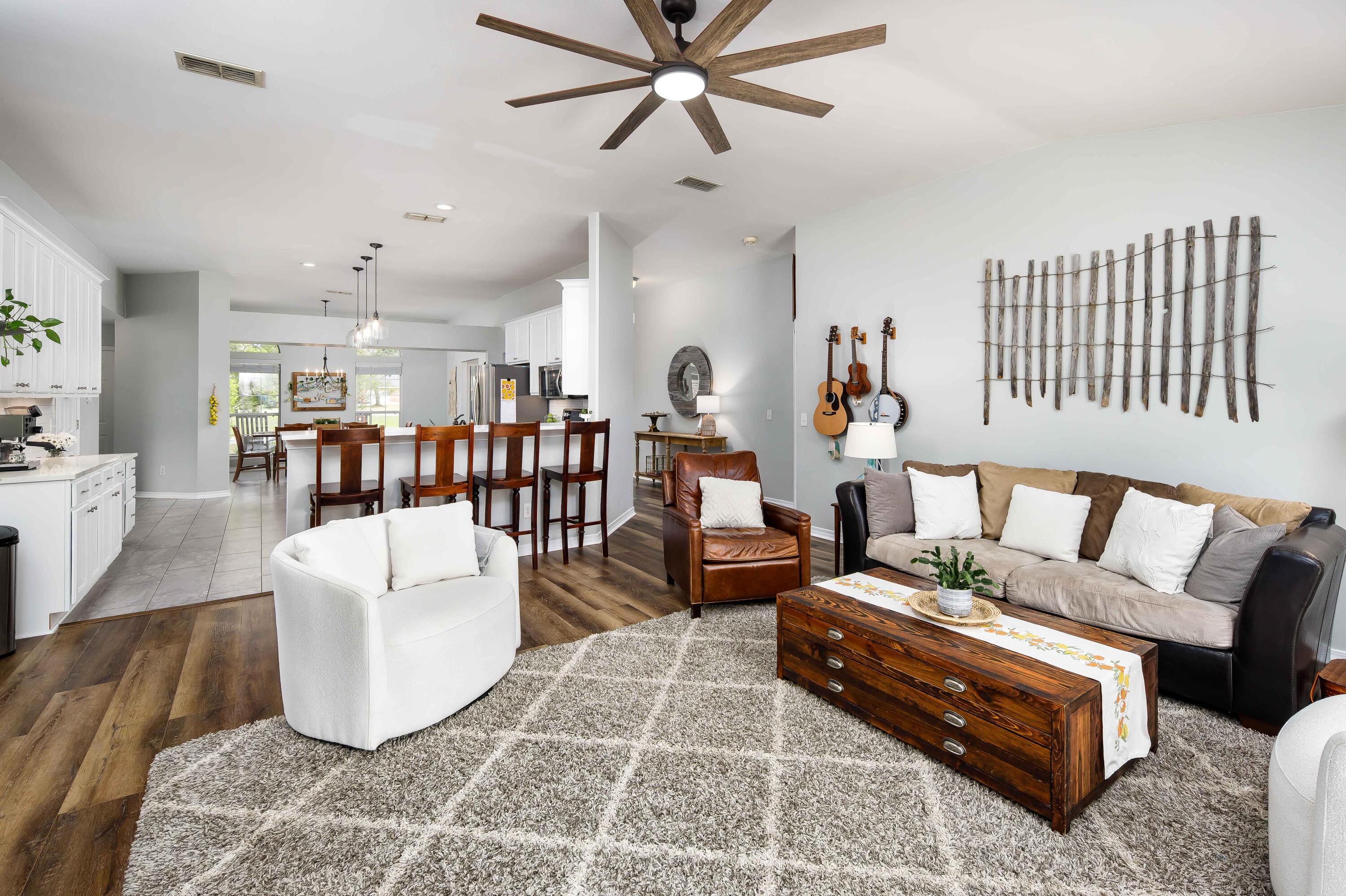 HOLLEY BY THE SEA - Residential