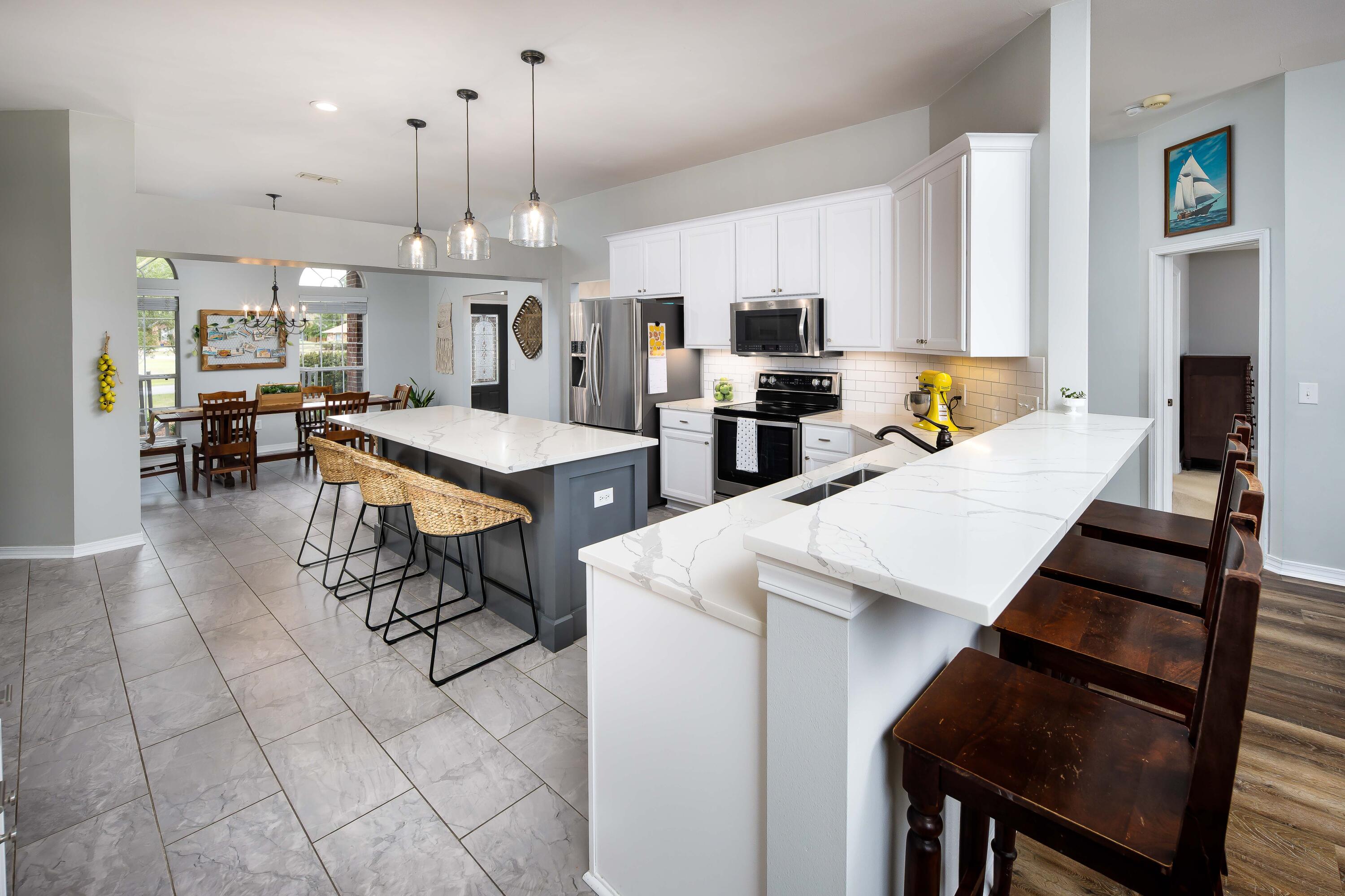 HOLLEY BY THE SEA - Residential