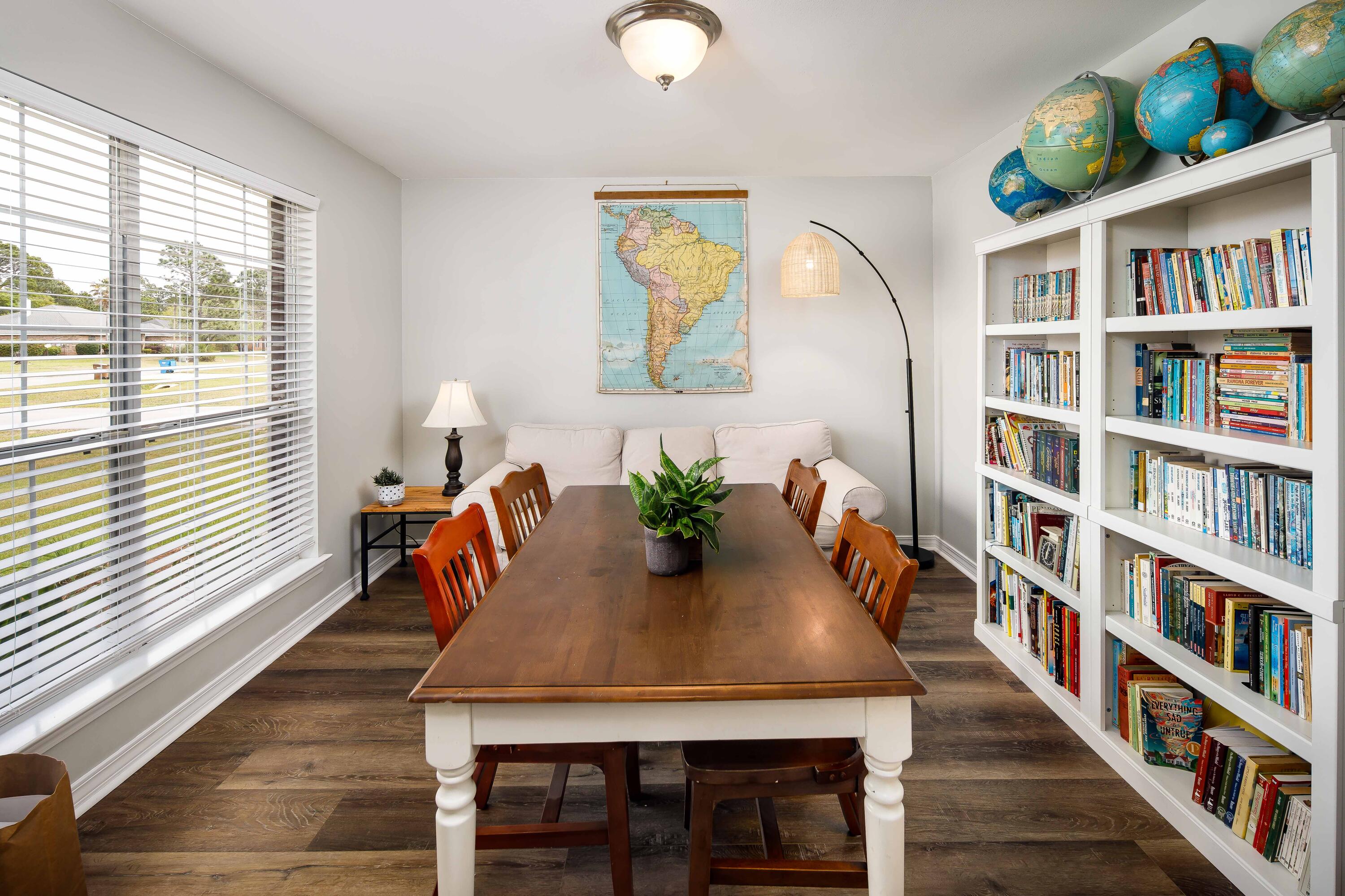 HOLLEY BY THE SEA - Residential