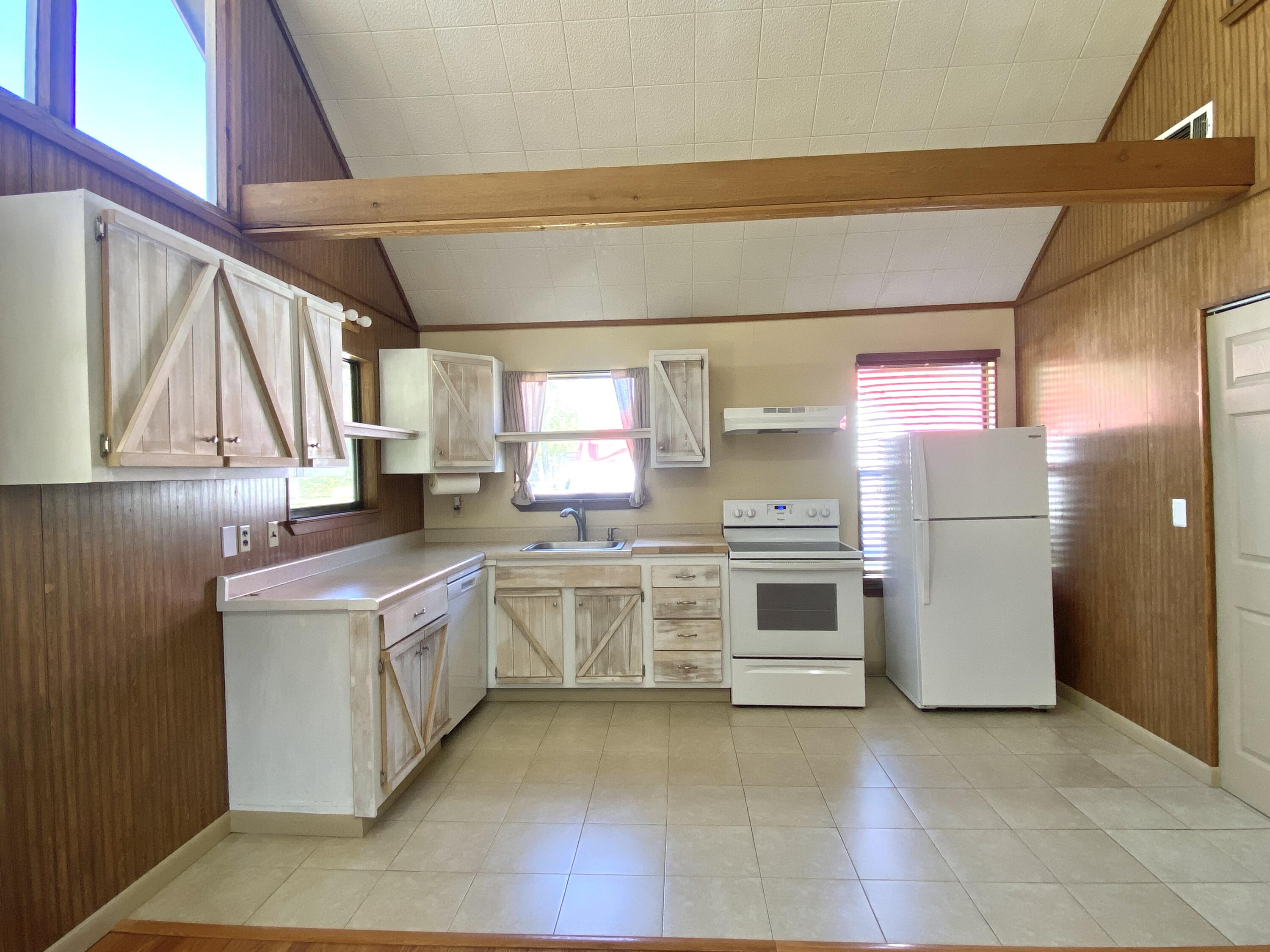 METES & BOUNDS - Residential Lease