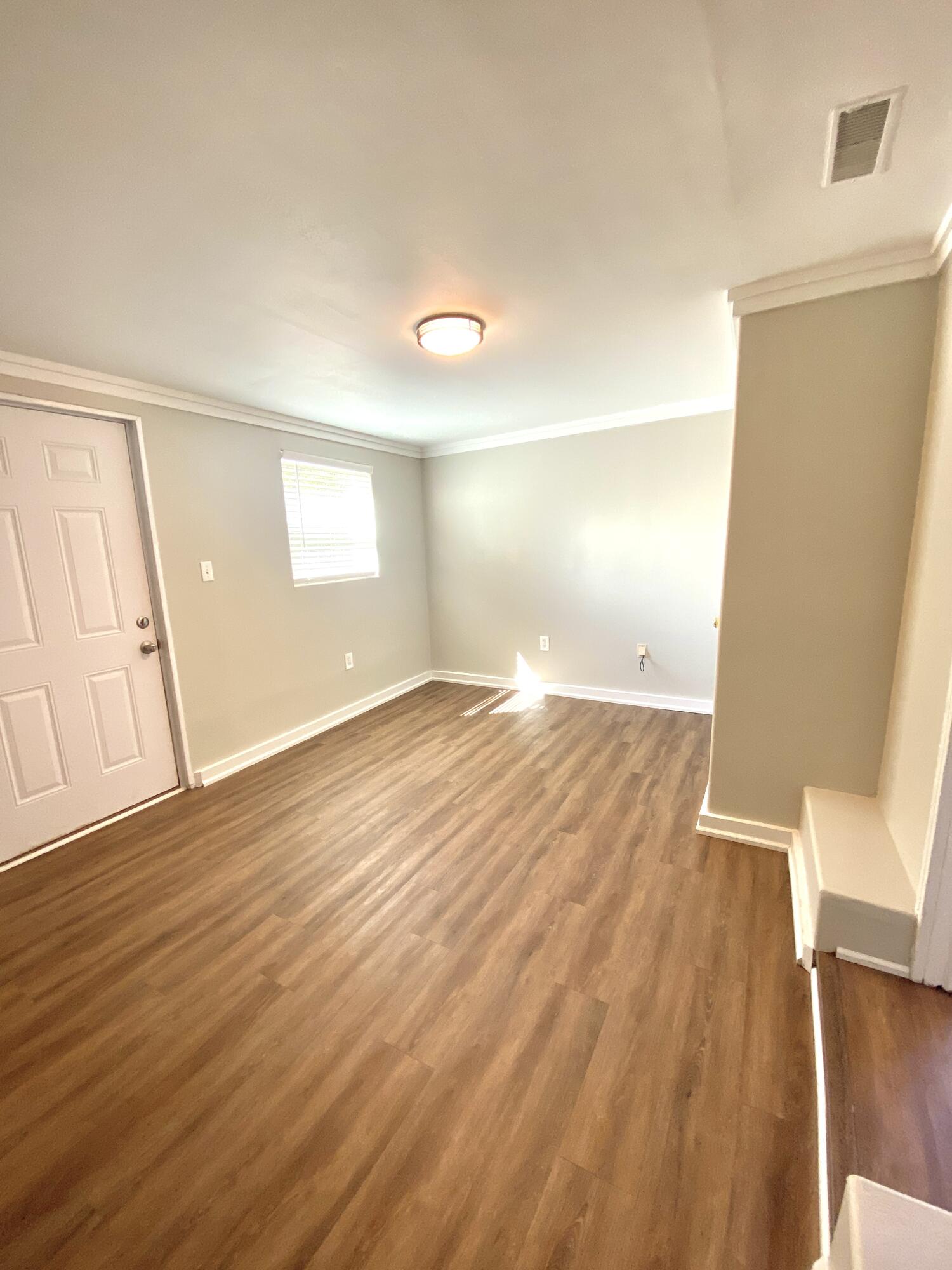 METES & BOUNDS - Residential Lease