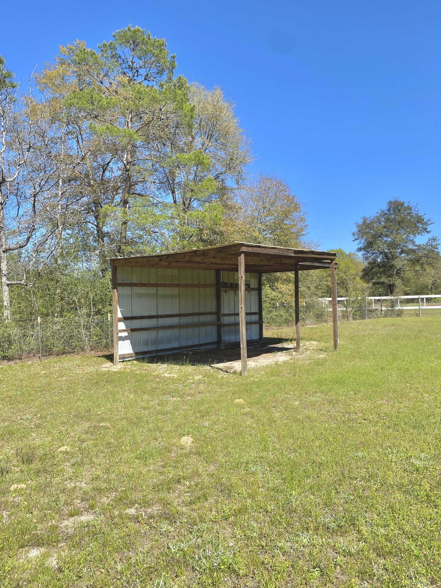 METES & BOUNDS - Residential Lease