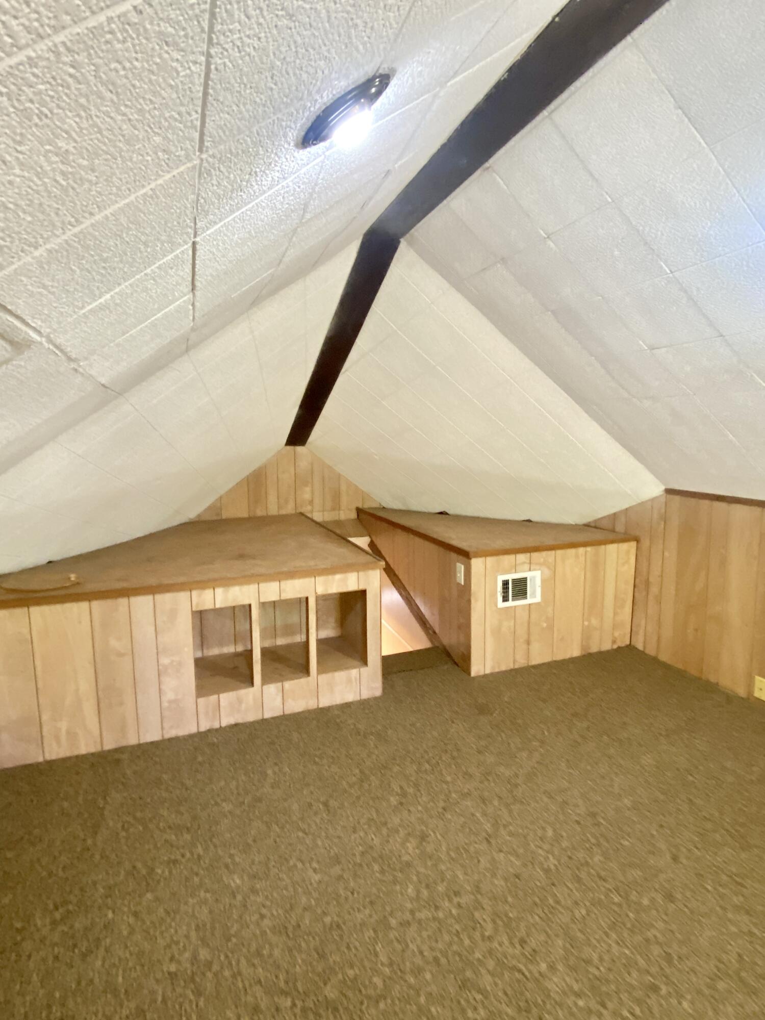 METES & BOUNDS - Residential Lease