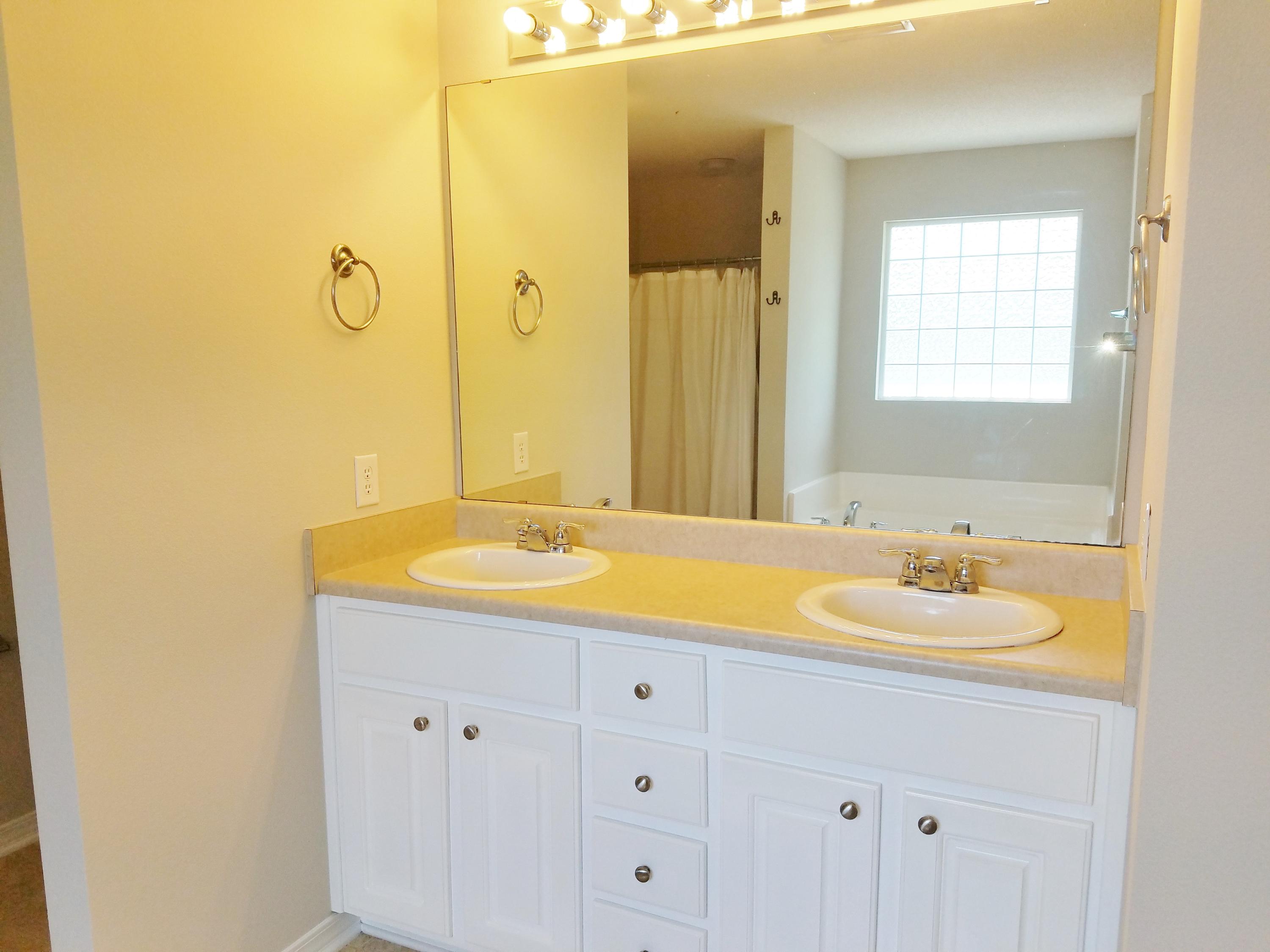 ADRIAN WOODS - Residential