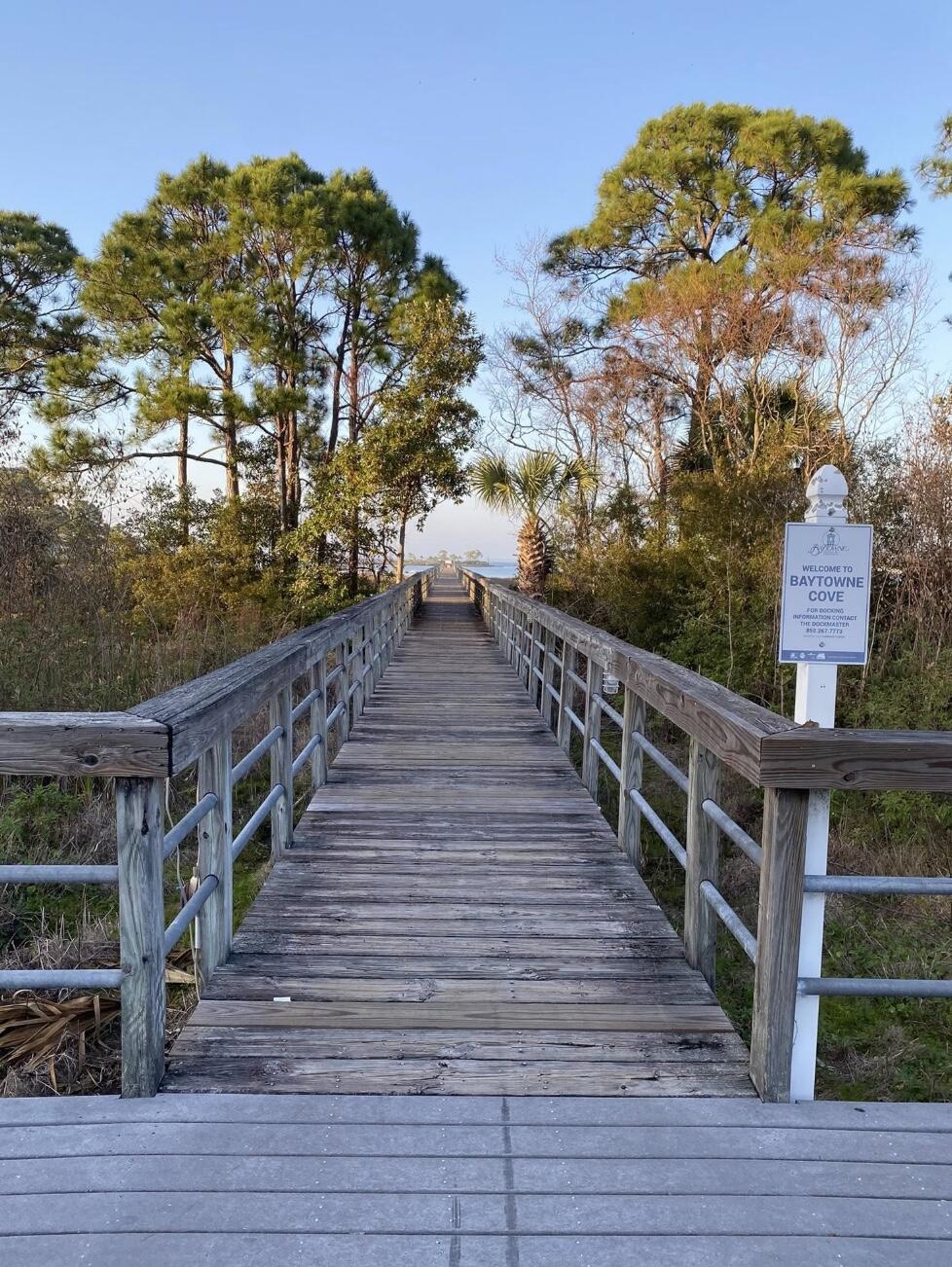 BAHIA CONDO - Residential