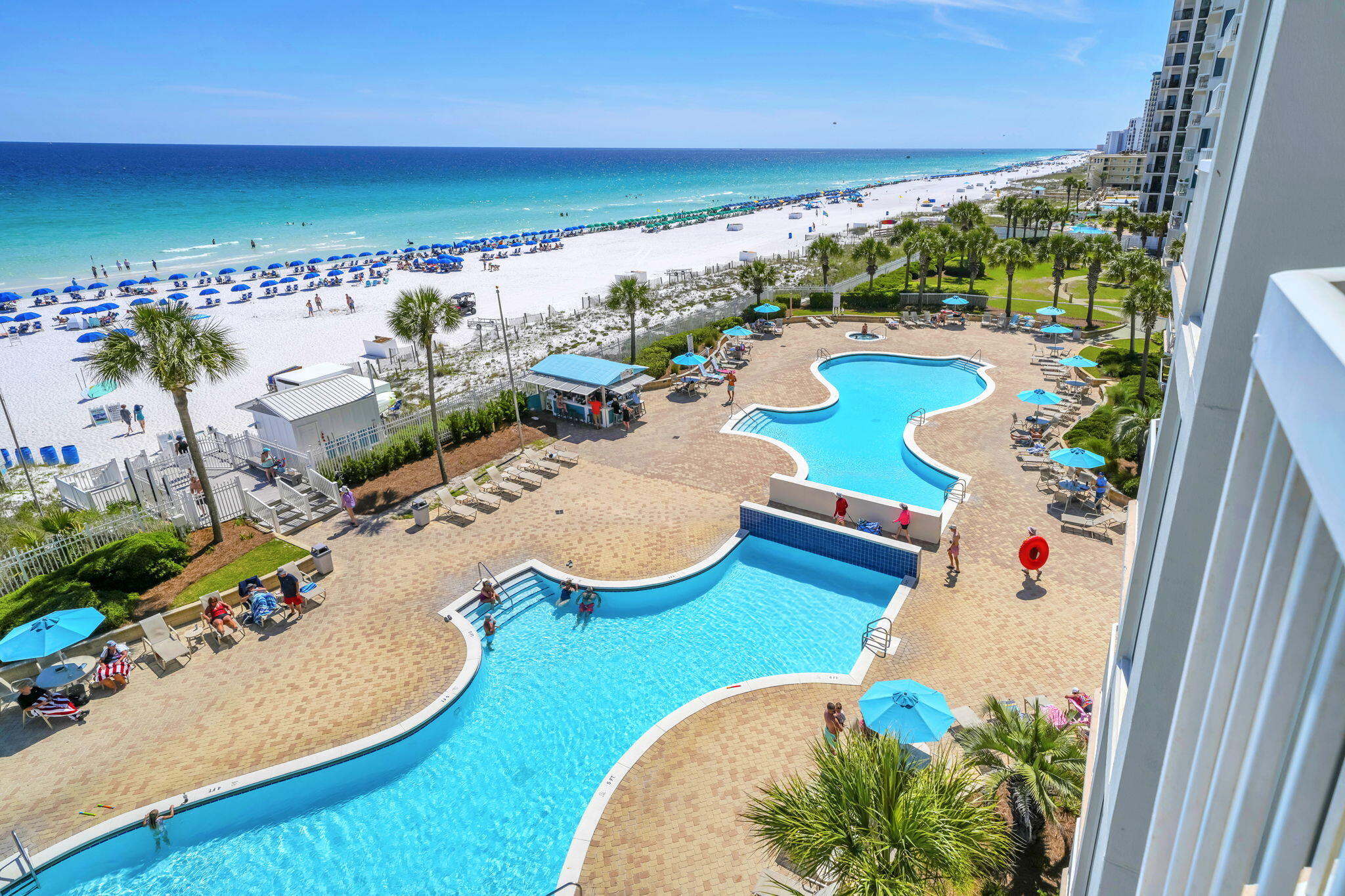 SILVER BEACH TOWERS - Residential