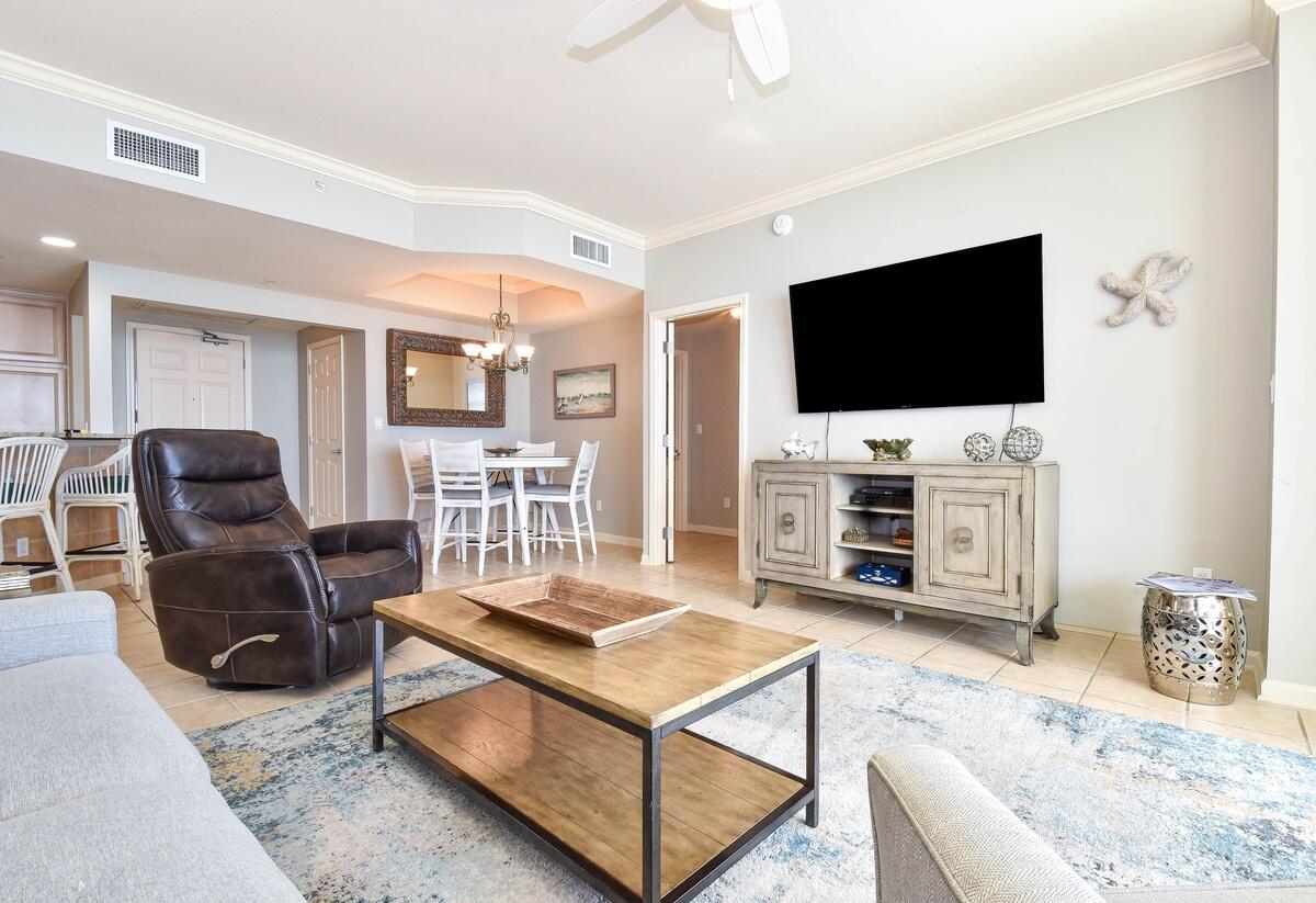 SILVER BEACH TOWERS - Residential