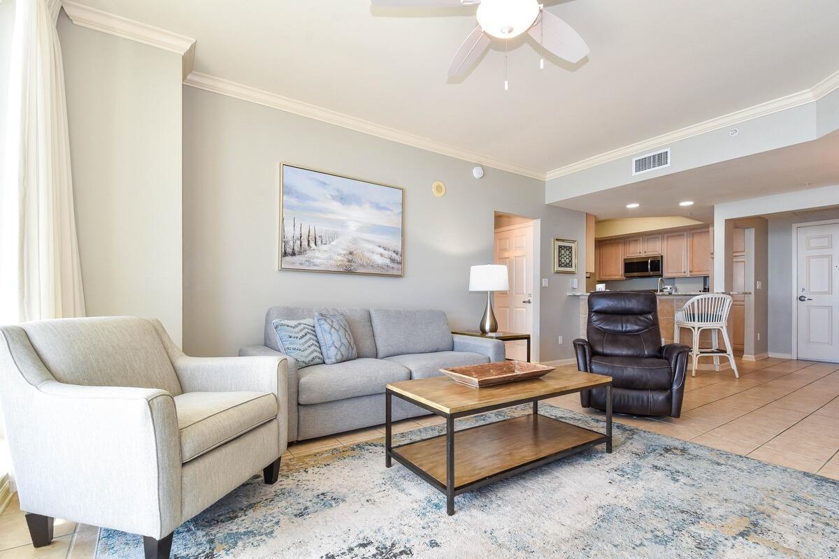 SILVER BEACH TOWERS - Residential