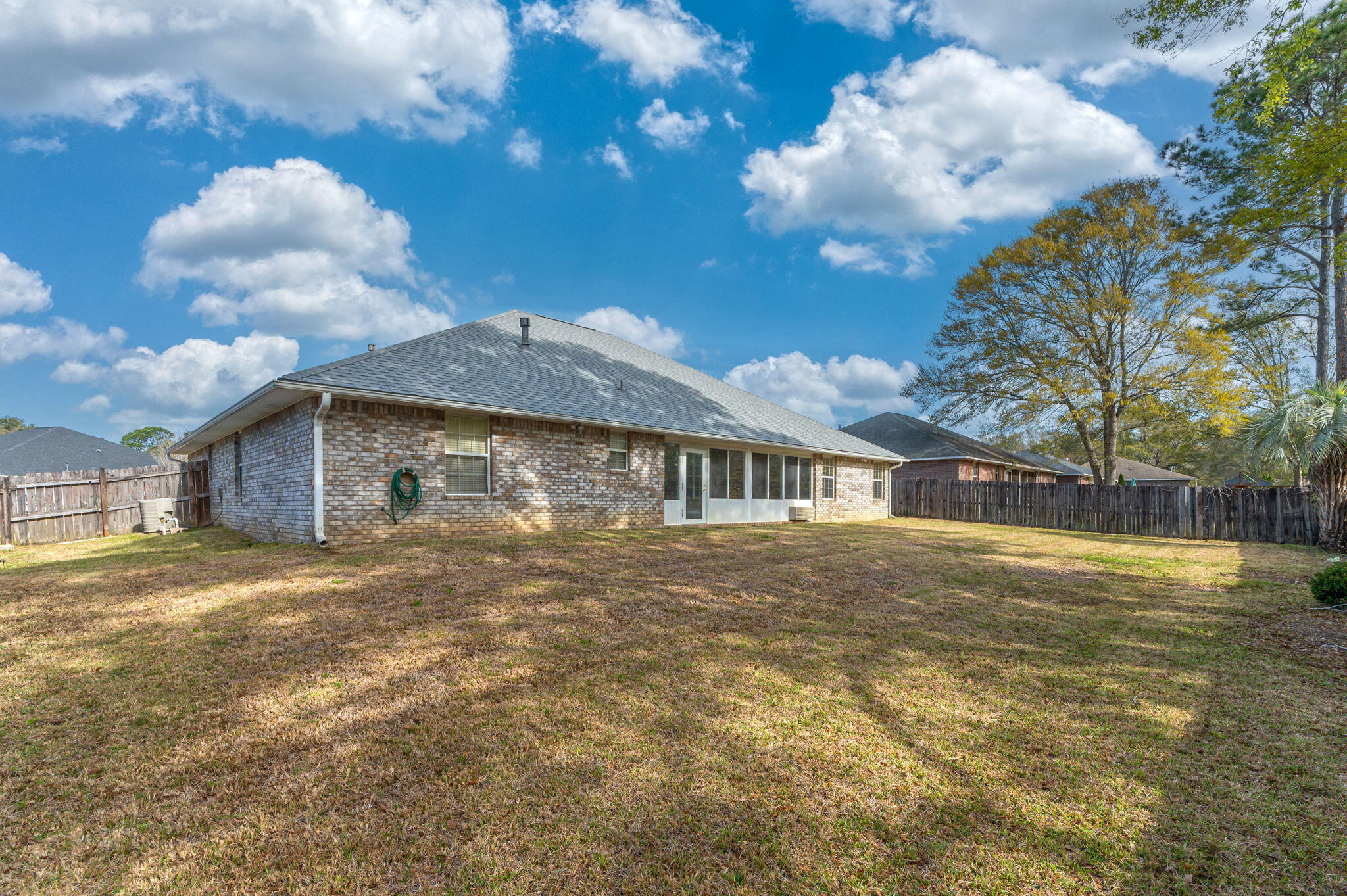 HERITAGE WOODS - Residential