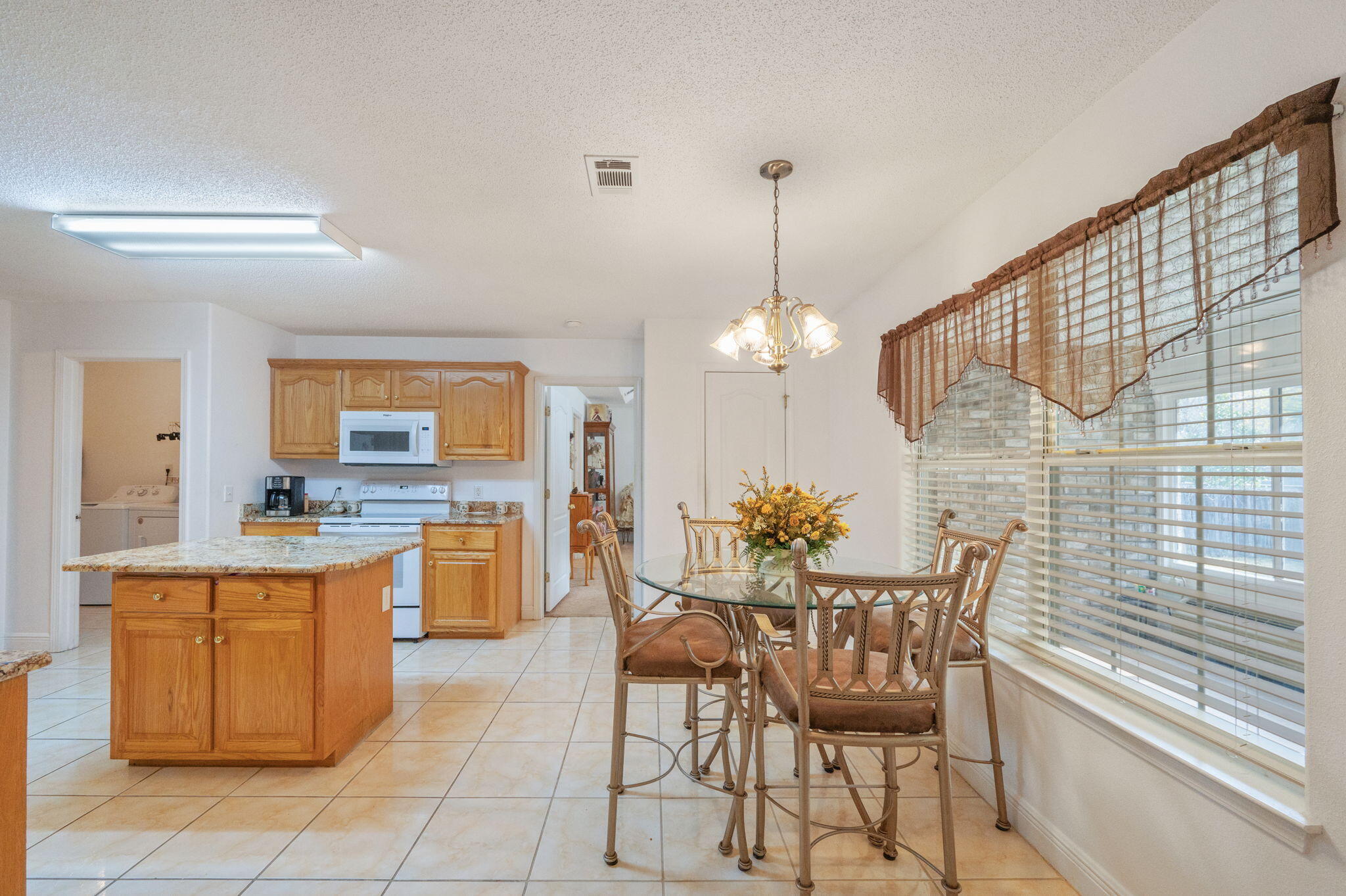 HERITAGE WOODS - Residential