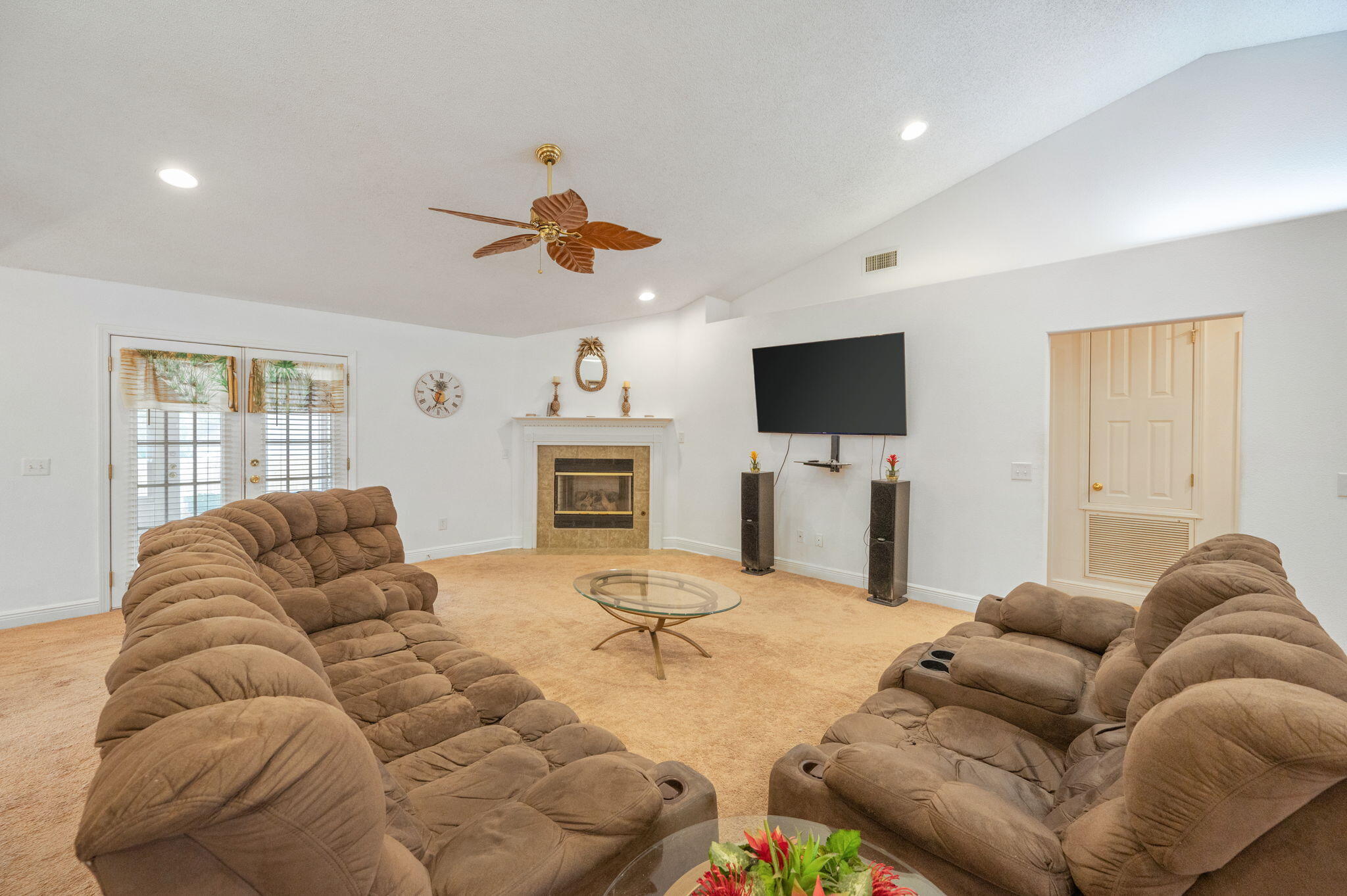 HERITAGE WOODS - Residential