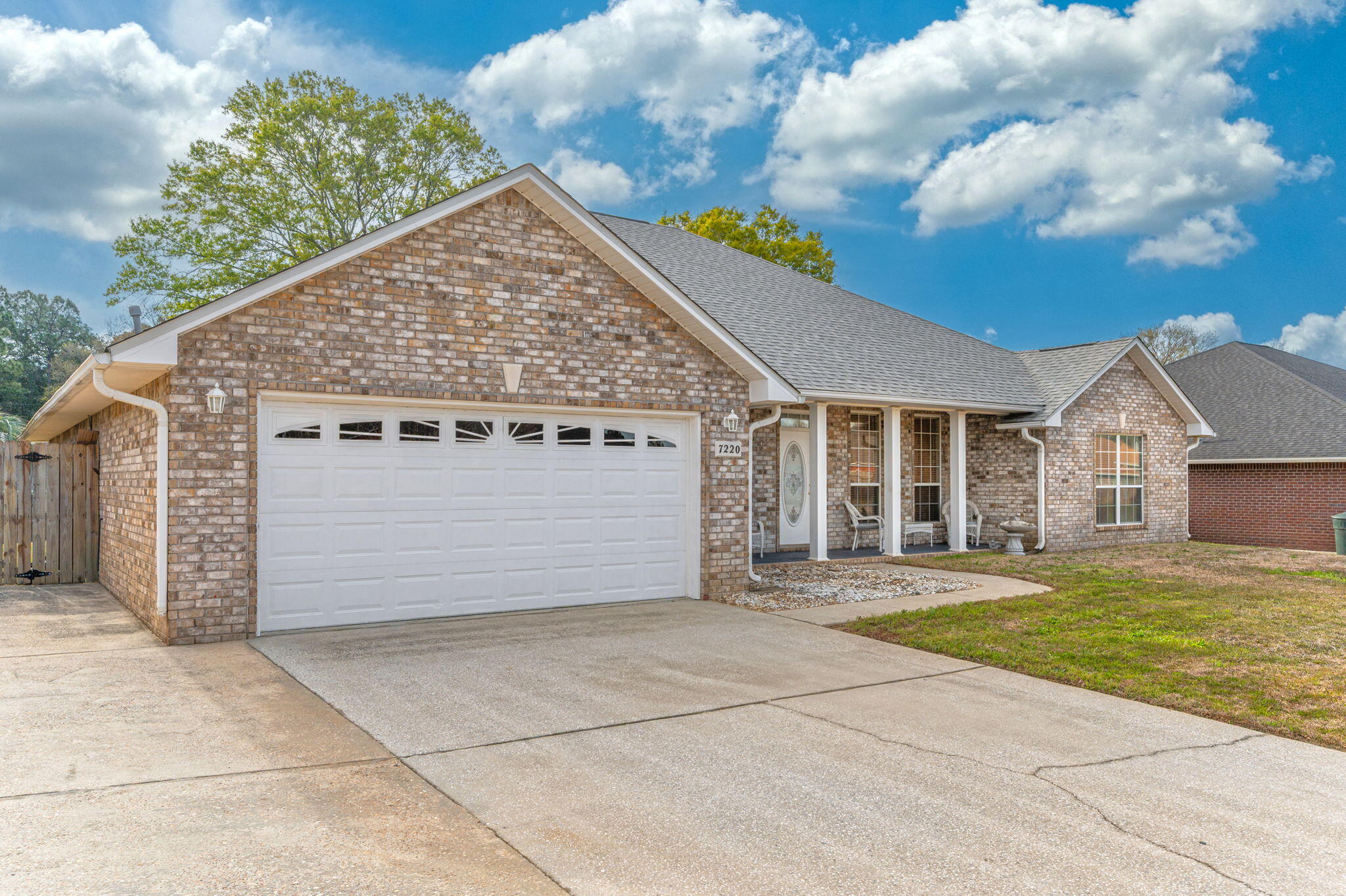 HERITAGE WOODS - Residential