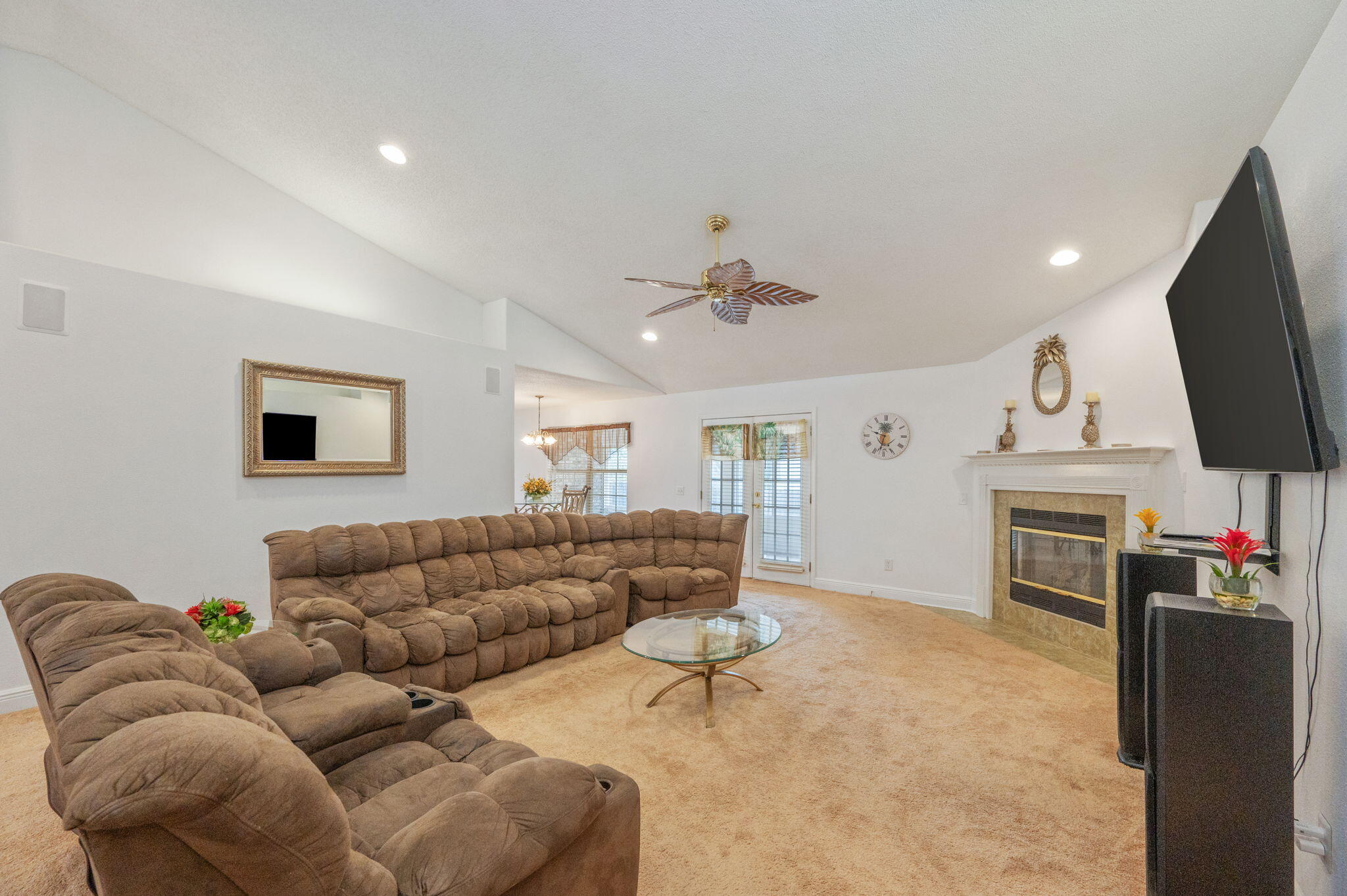 HERITAGE WOODS - Residential