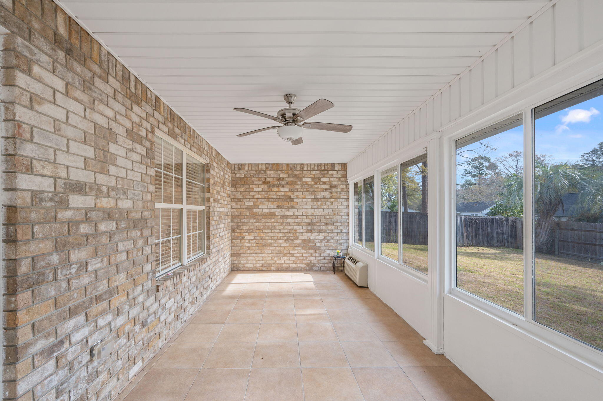 HERITAGE WOODS - Residential