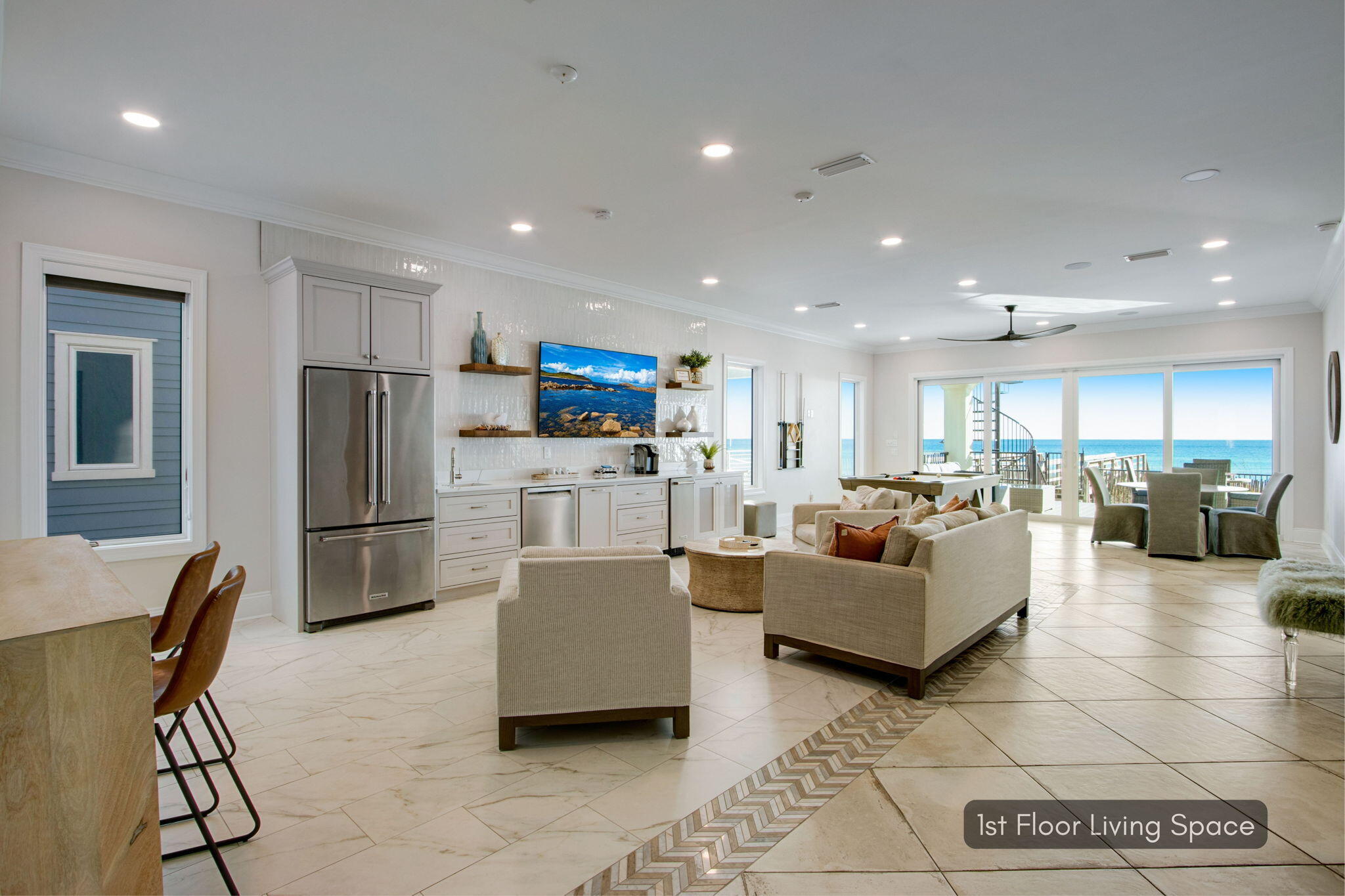 RICHARDS A E UNREC - Residential