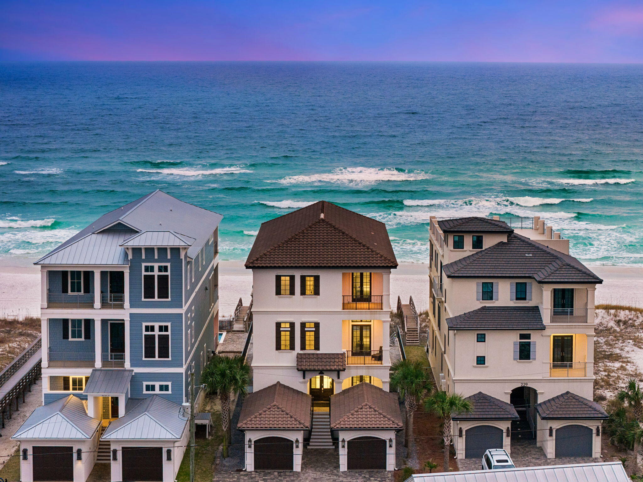 RICHARDS A E UNREC - Residential