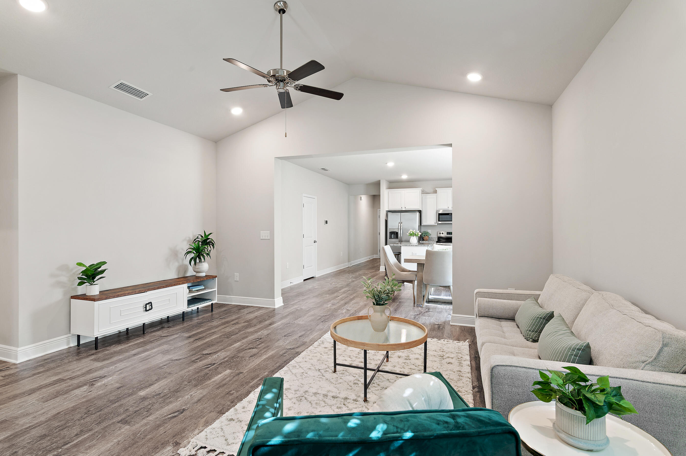 SOUTHERN PINES - Residential