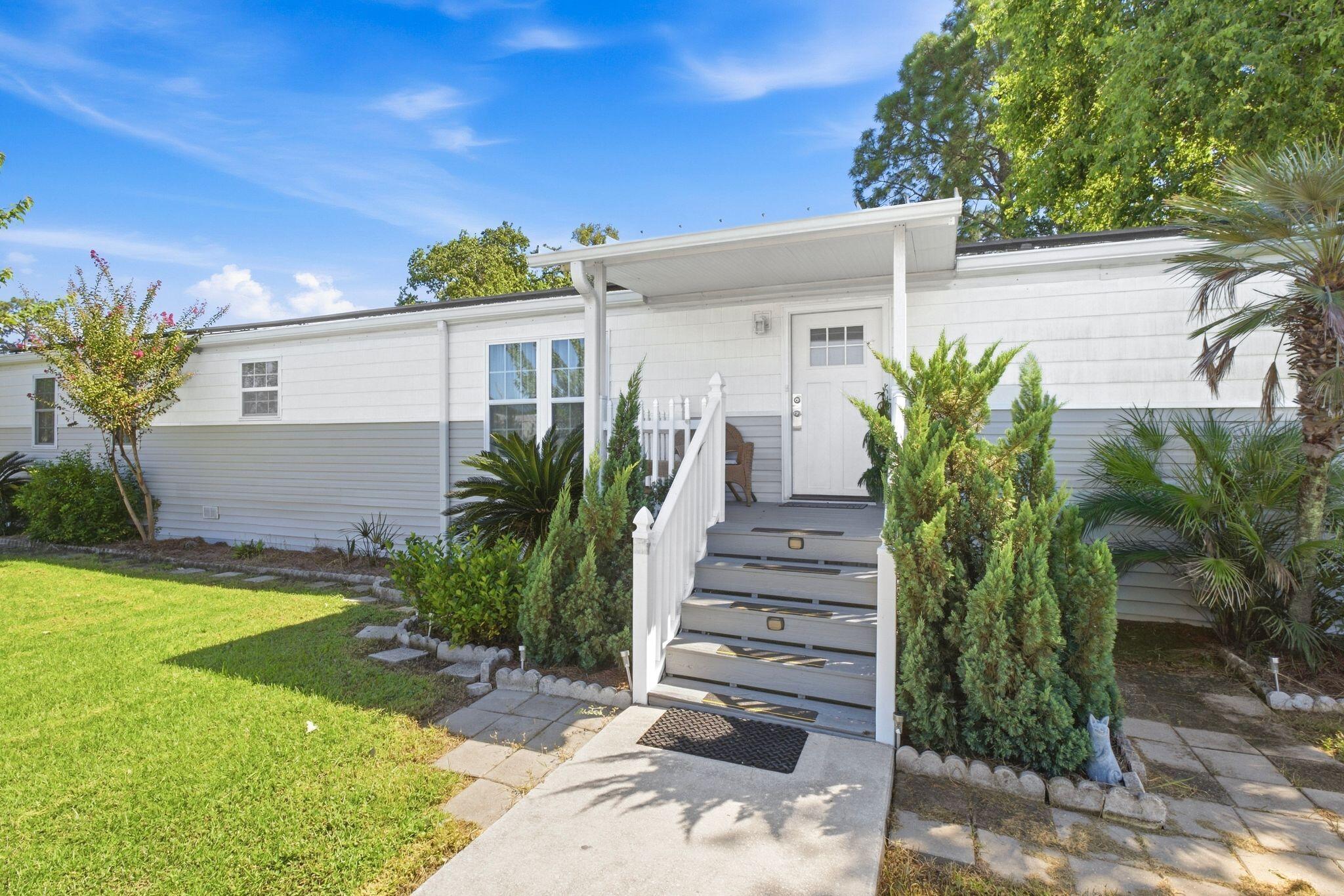 6425 Summer Oak Drive