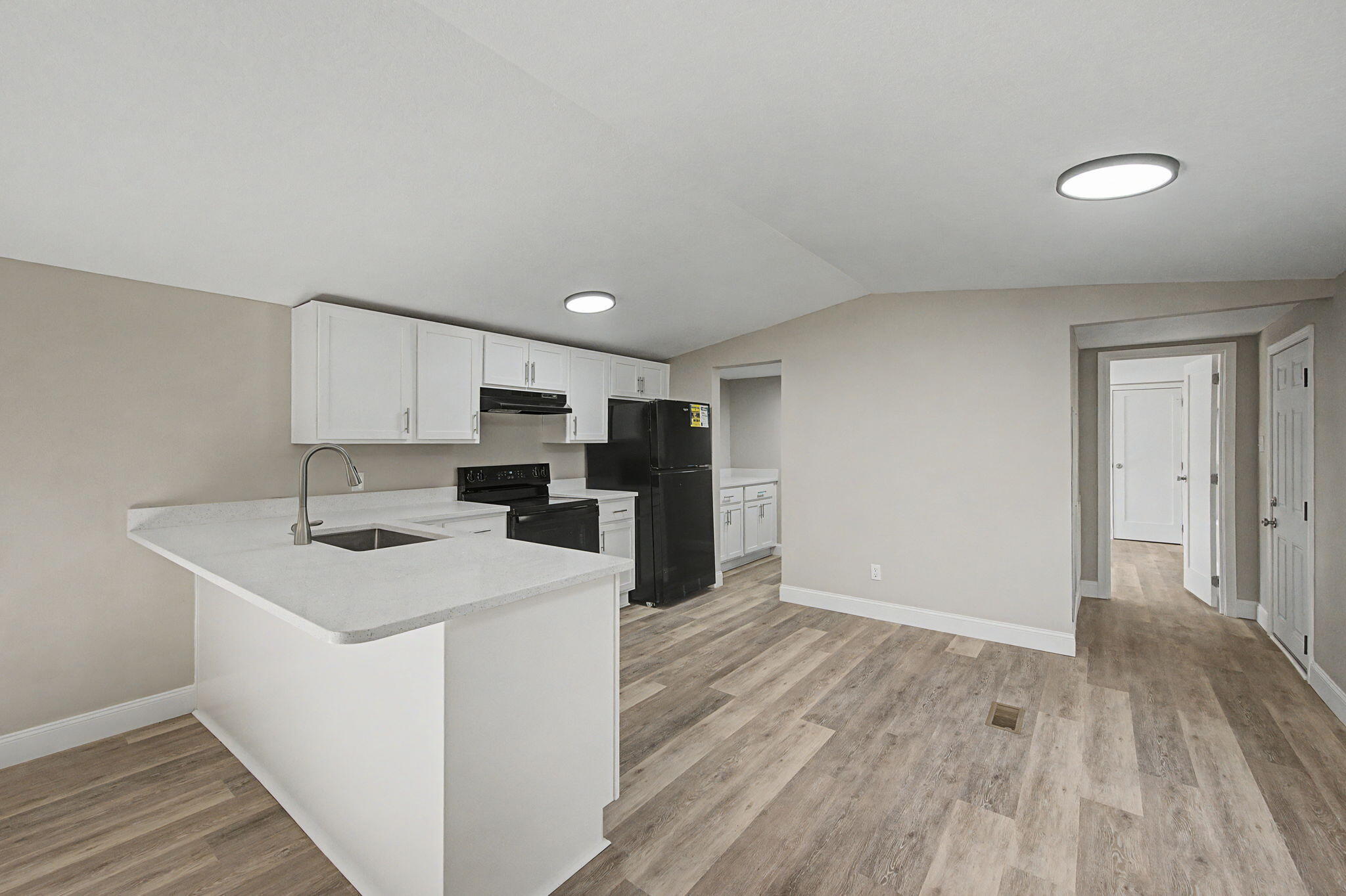 Juniper lakes estates unit 6 - Residential Lease