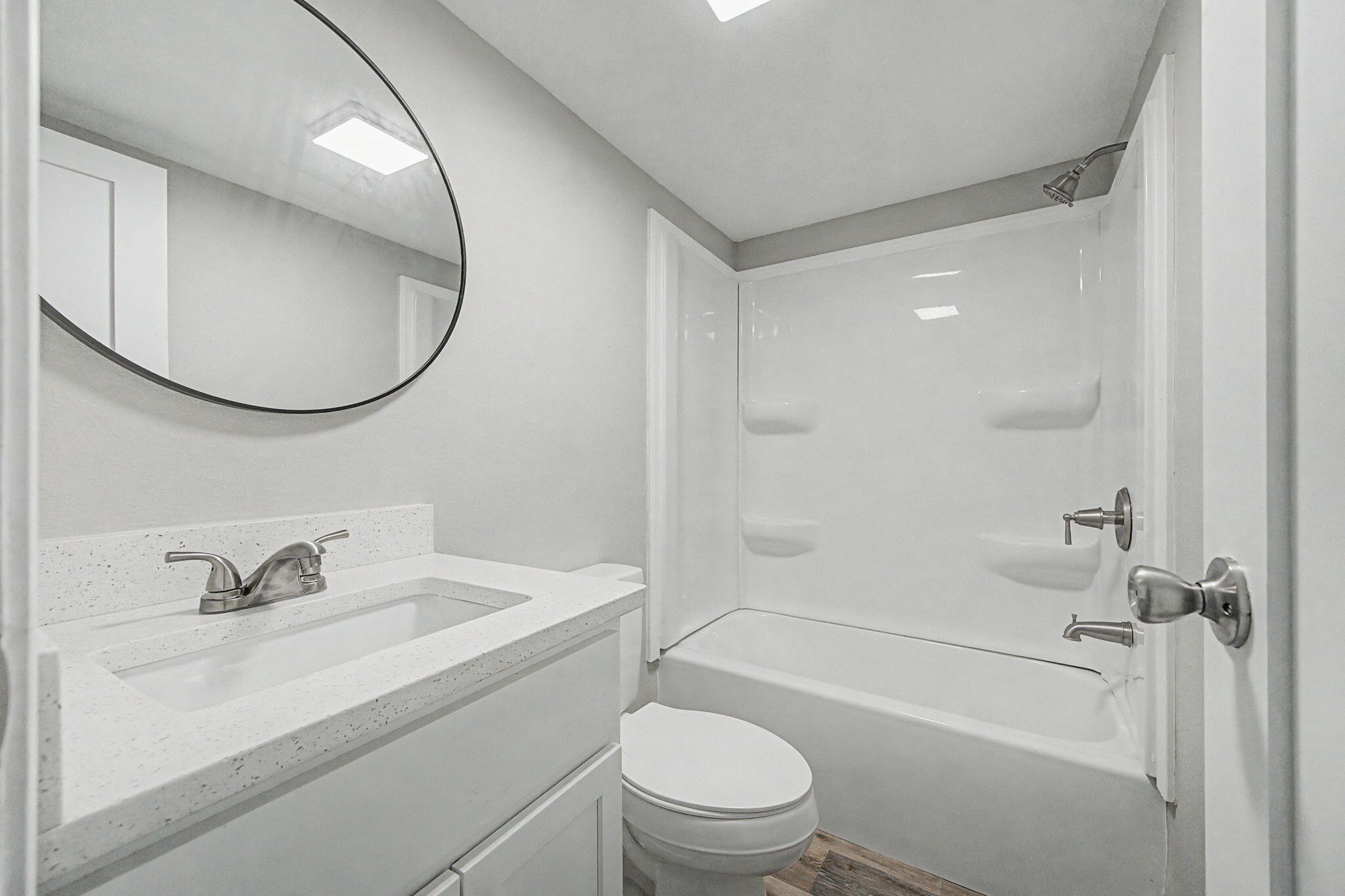 Juniper lakes estates unit 6 - Residential Lease