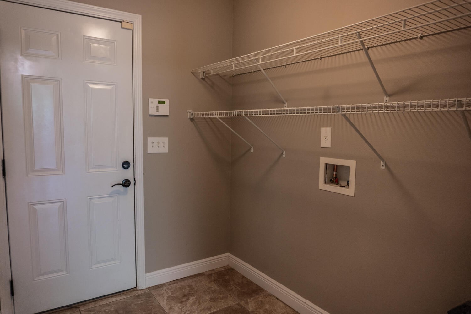 FOX VALLEY - Residential Lease