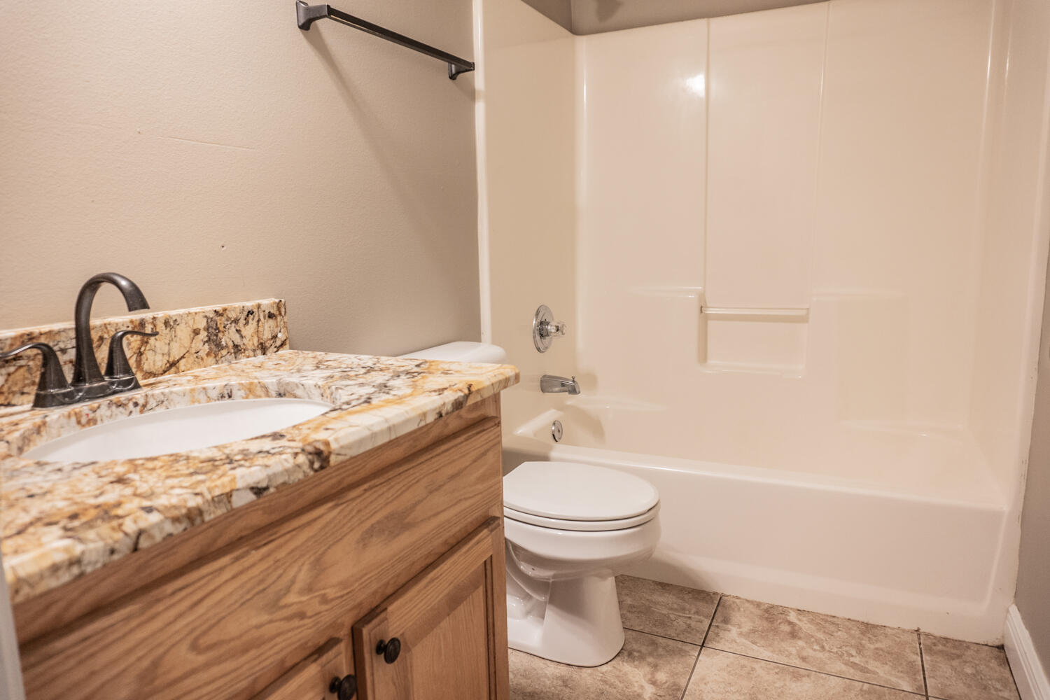 FOX VALLEY - Residential Lease